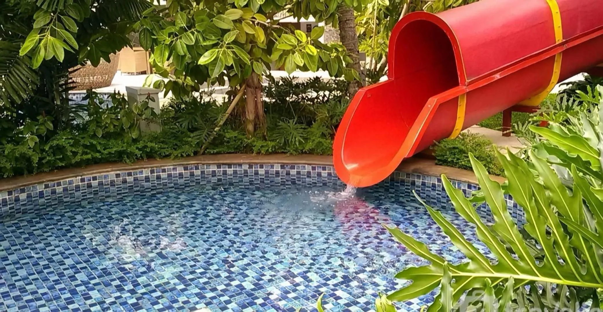 Aqua park in Cozy & Elegant The Mansion Jasmine Tower Capilano