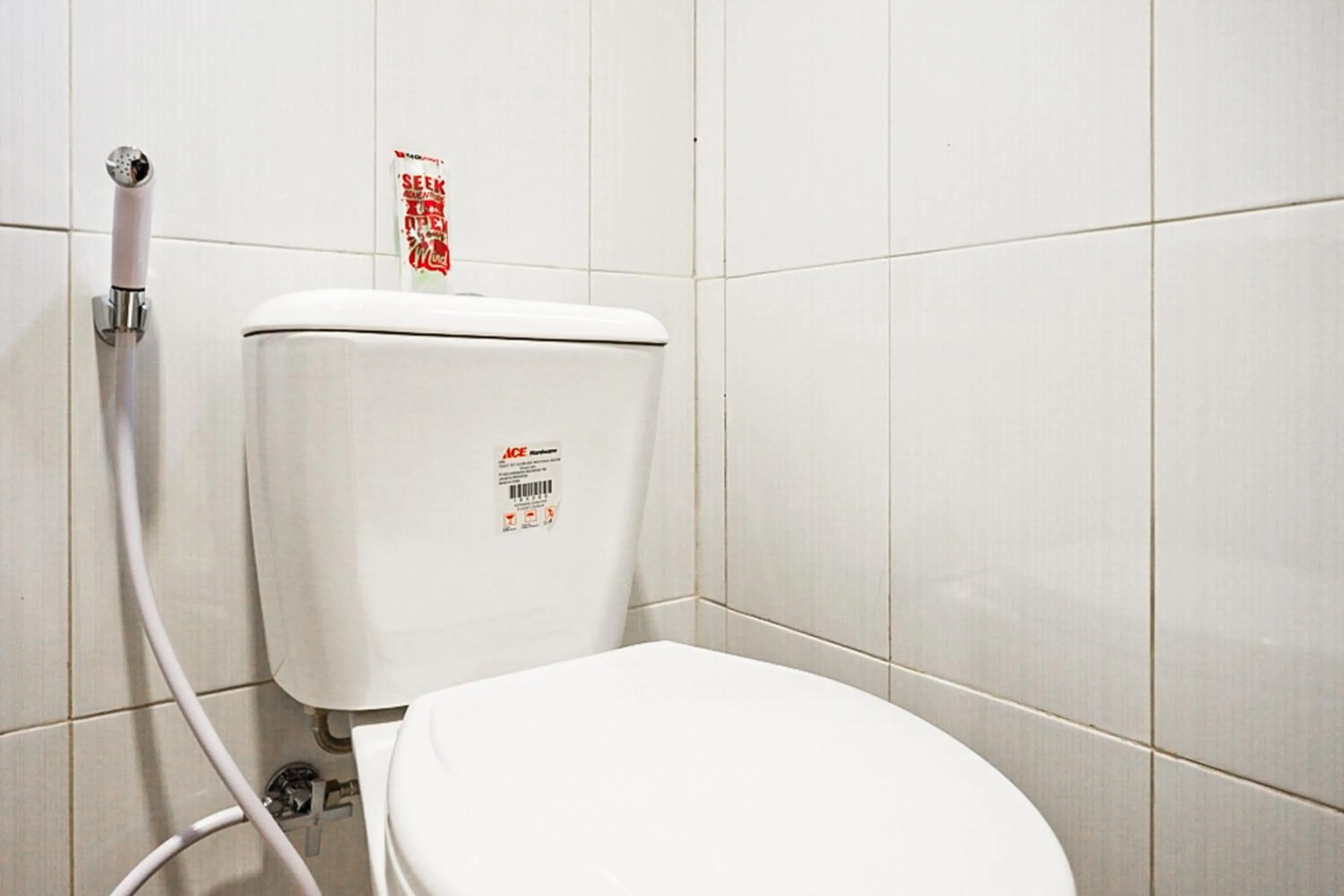 Bathroom in RedDoorz near Ambarrukmo Plaza Mall