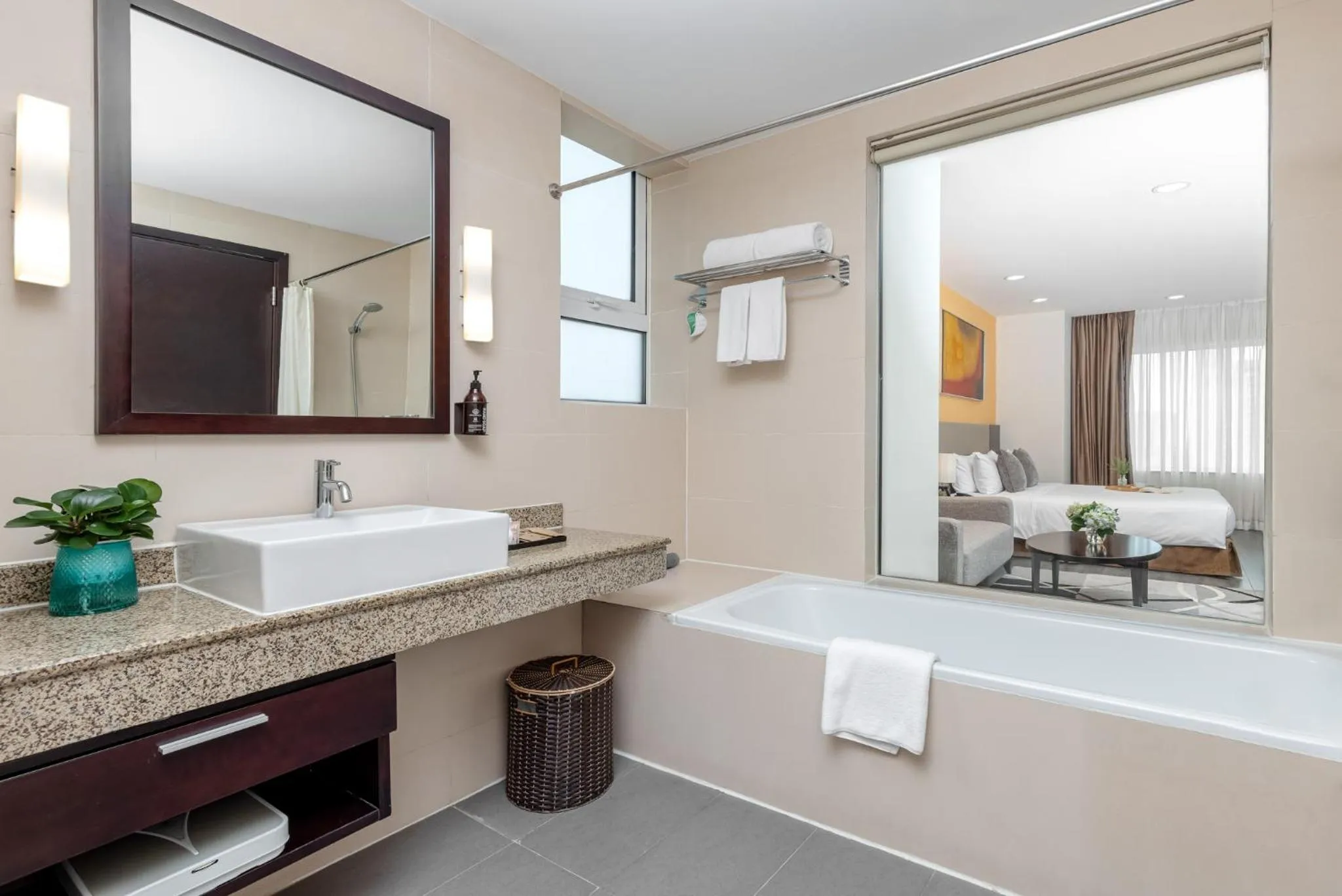 Somerset Hoa Binh Hanoi