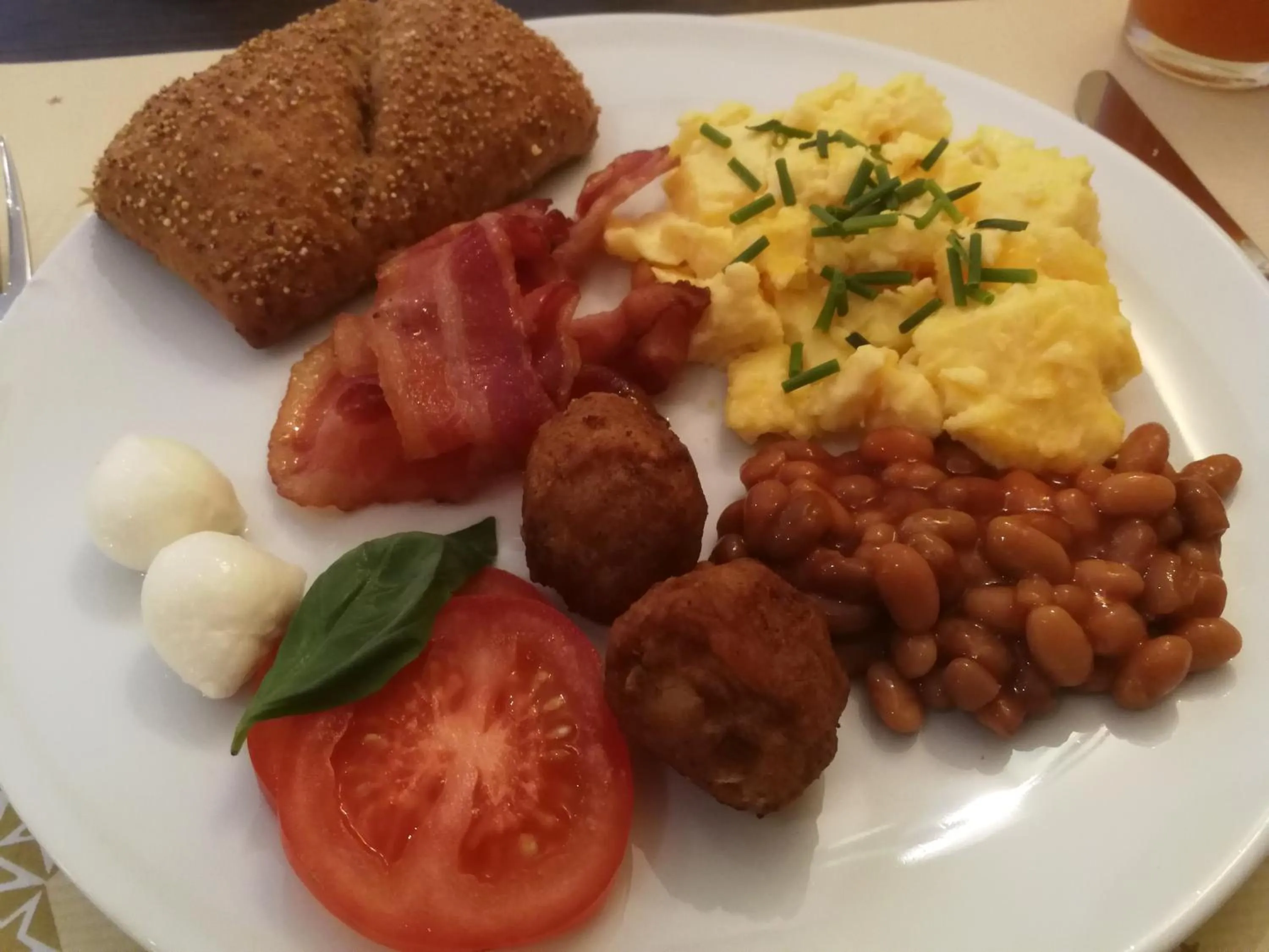 Food and drinks in Hotel Allegro