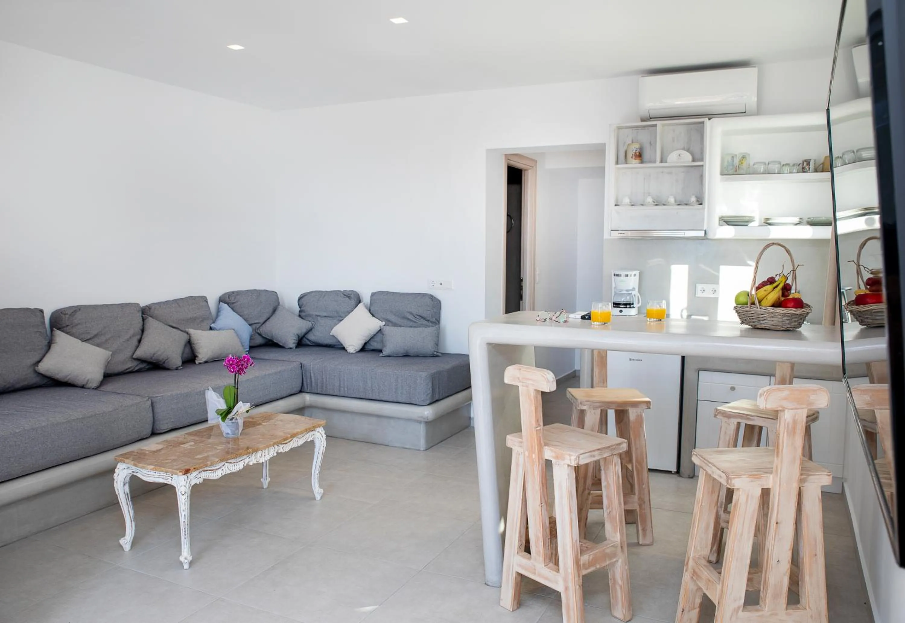 Kitchen or kitchenette in Crystal Dreams