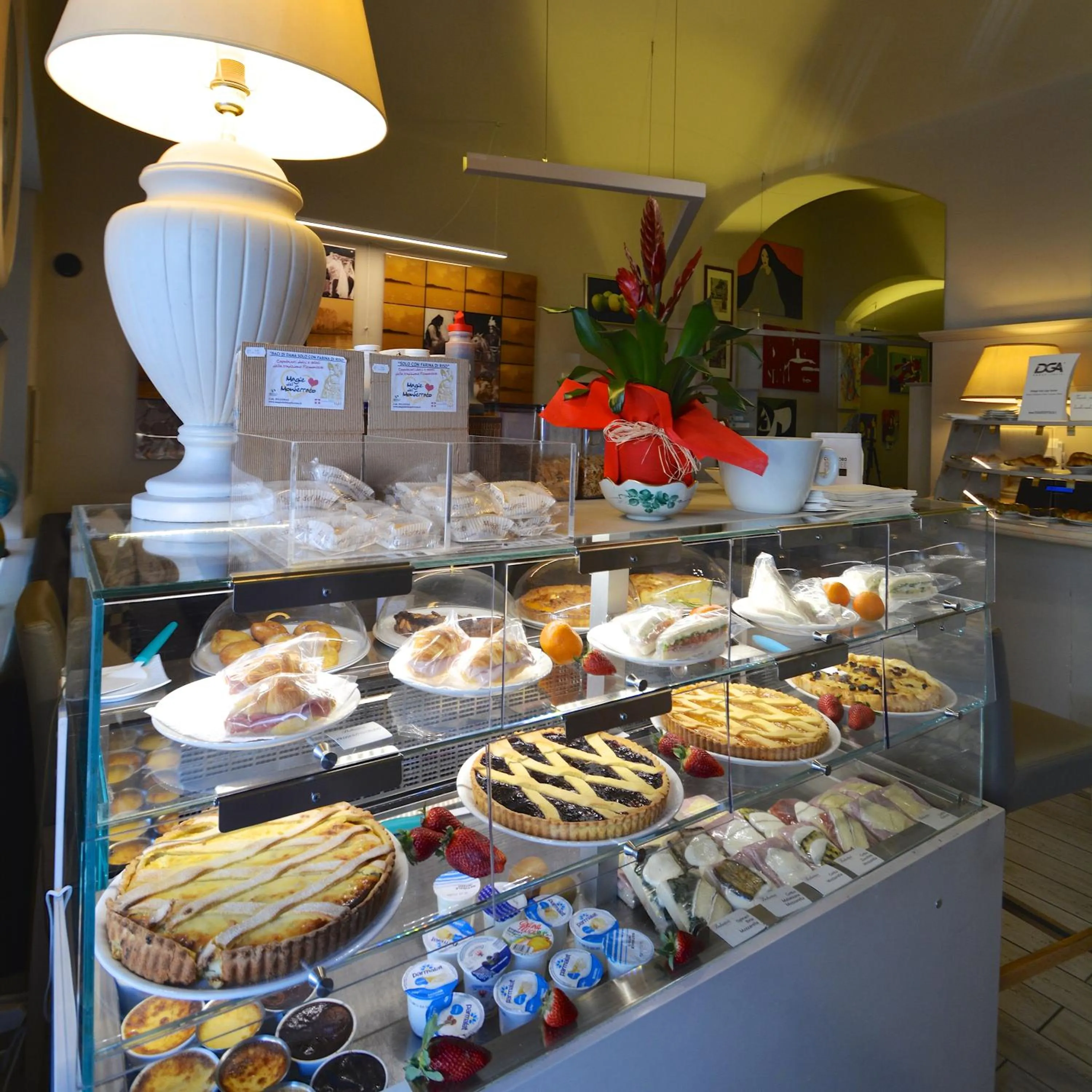 Continental breakfast in Matteotti25