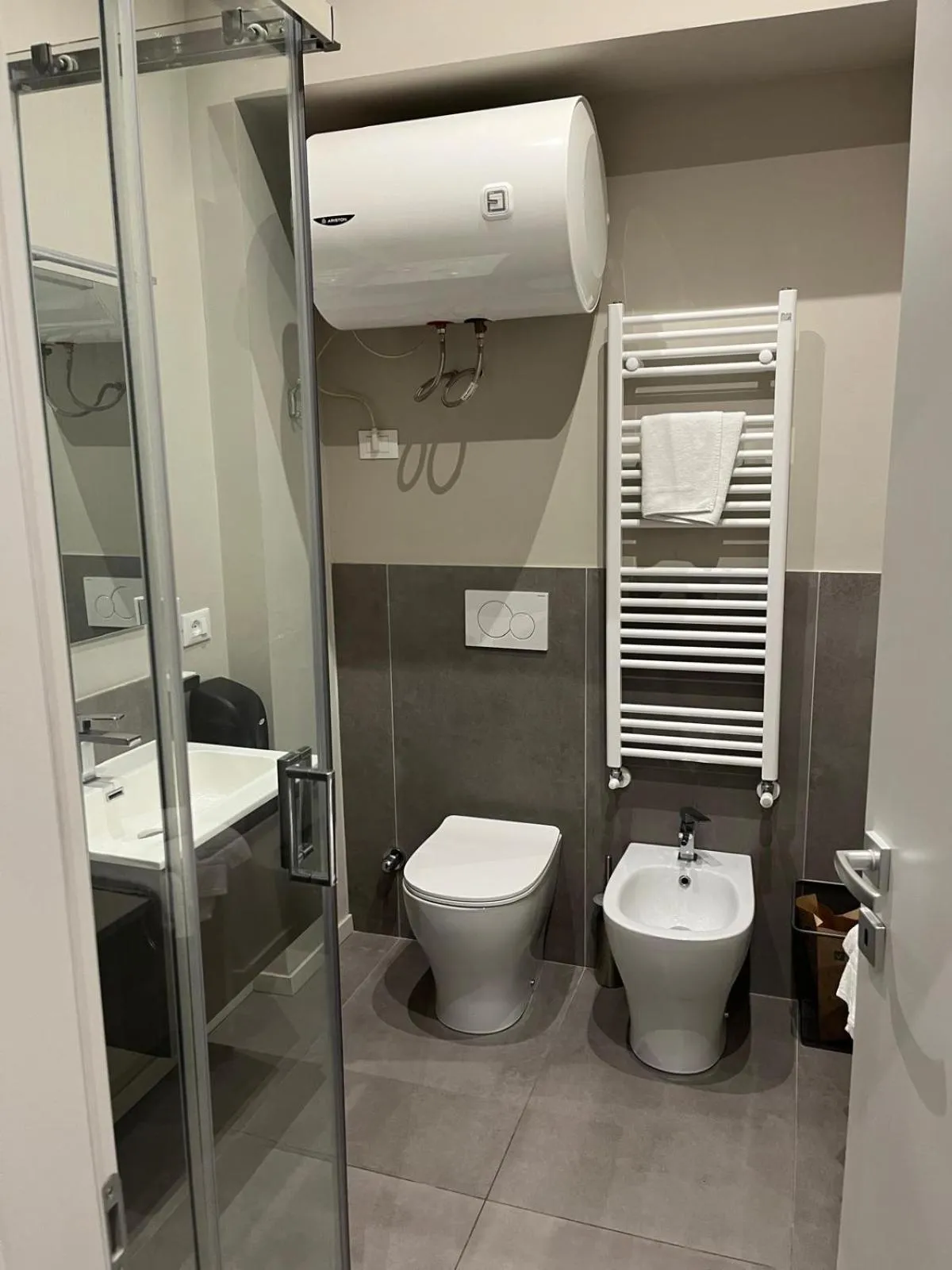 Bathroom in Matteotti25