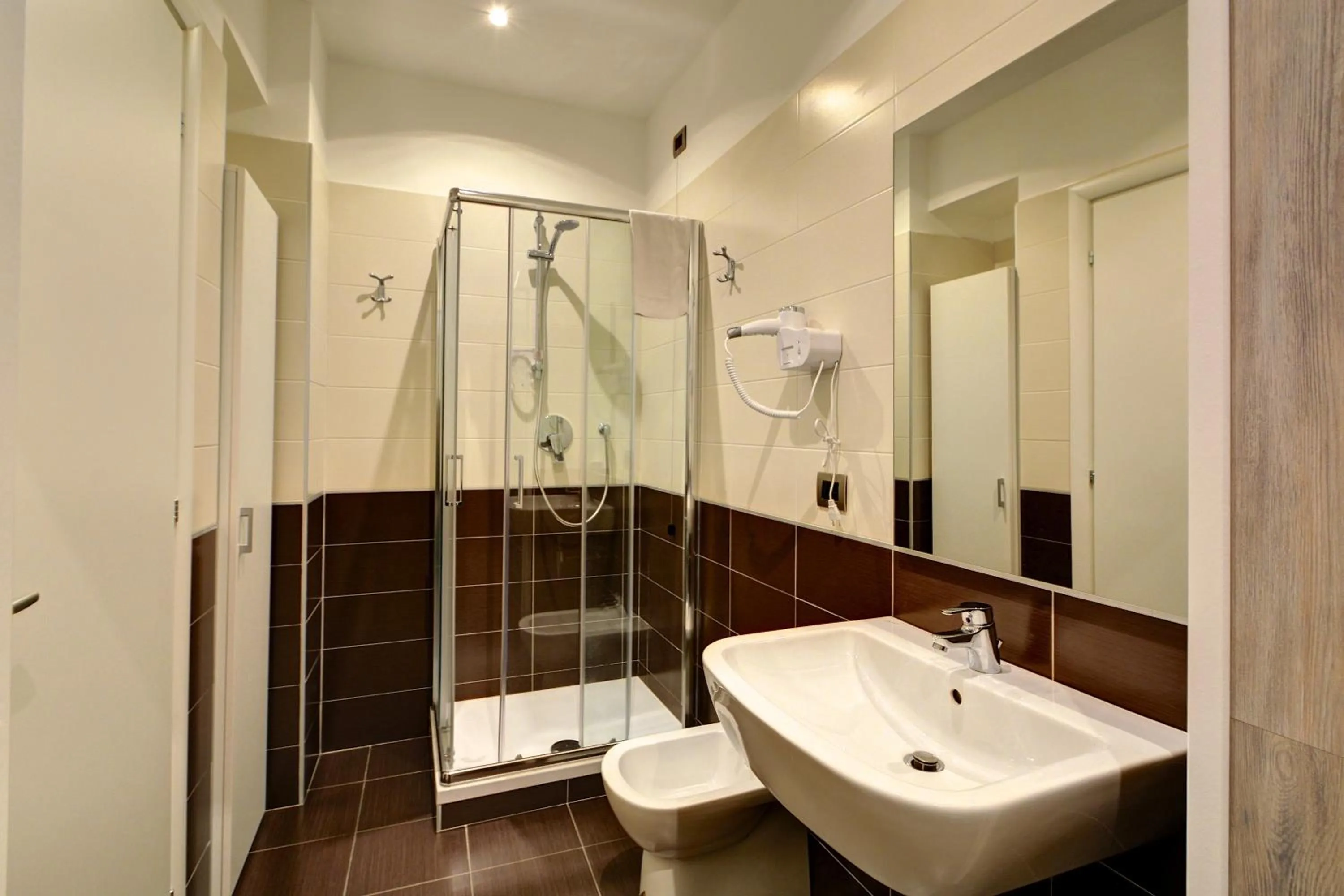 Toilet in Matteotti25