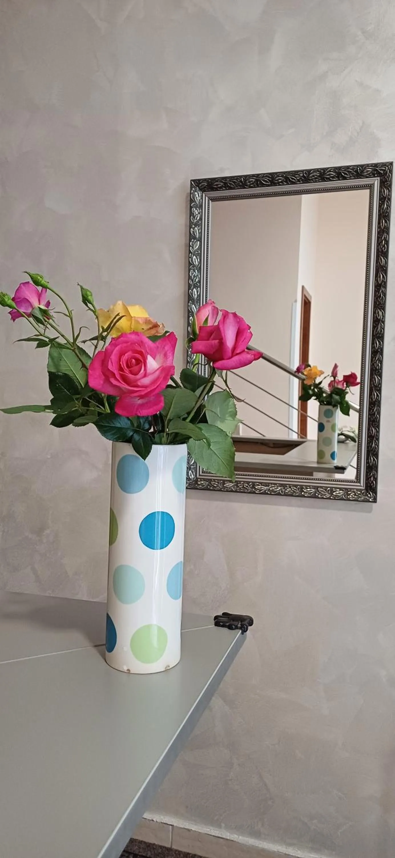 Decorative detail in garni Hotel S.O.G.* * *