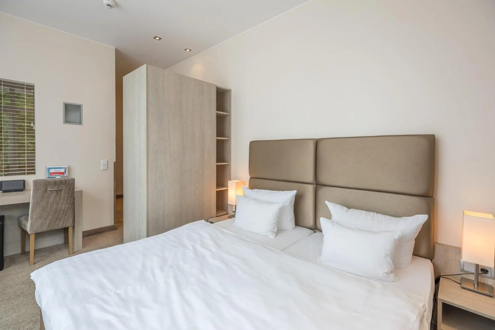 Photo of the whole room, Bed in Thomas Hotel Spa & Lifestyle