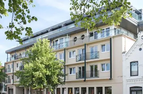 Property building in SANDglow