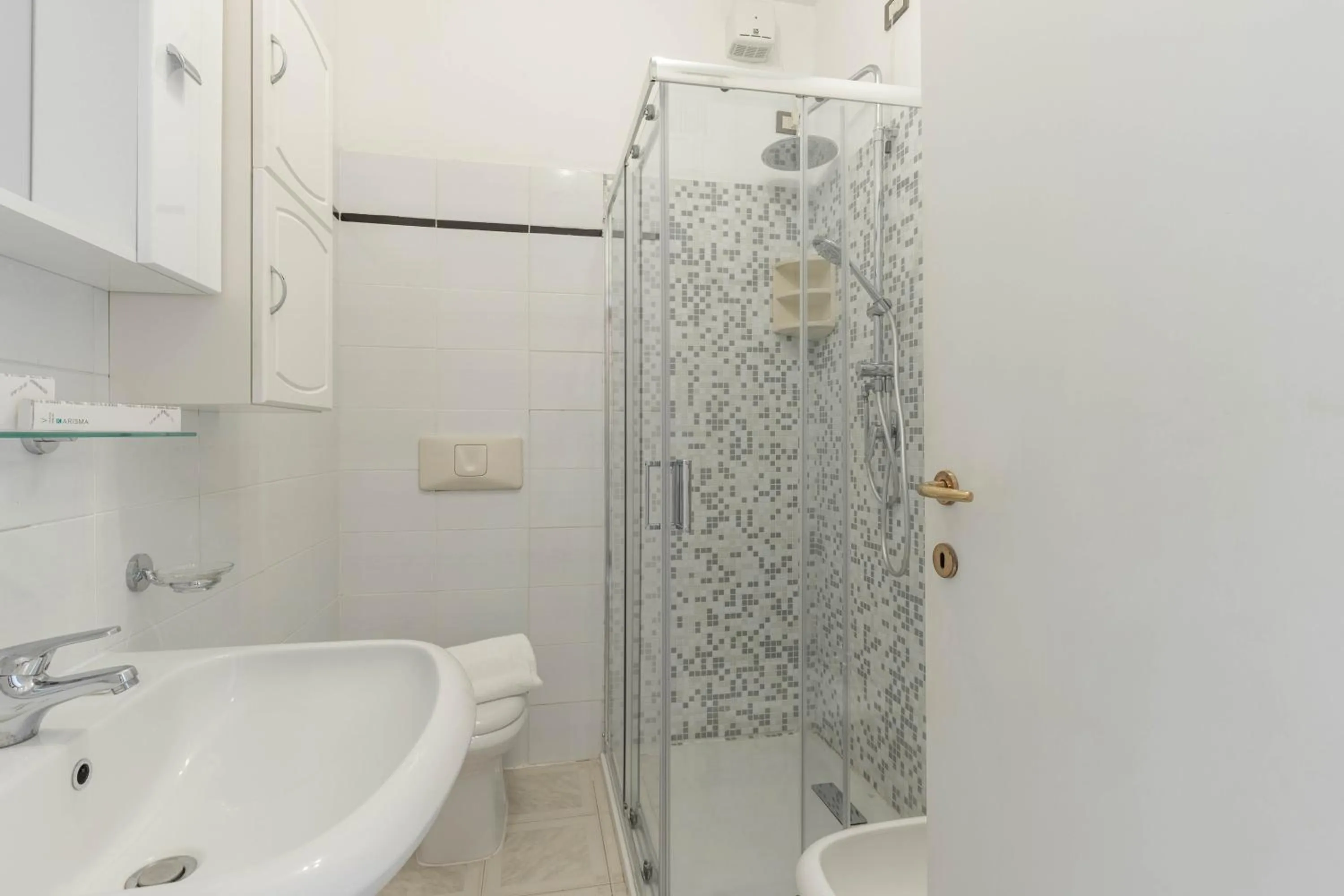 Shower in Hotel Riva Etrusca