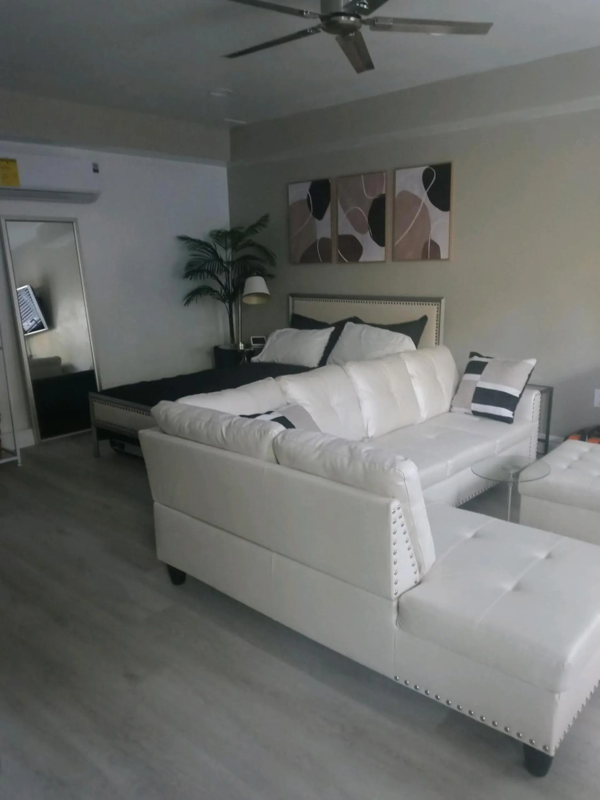 Bed in Corporate Manor