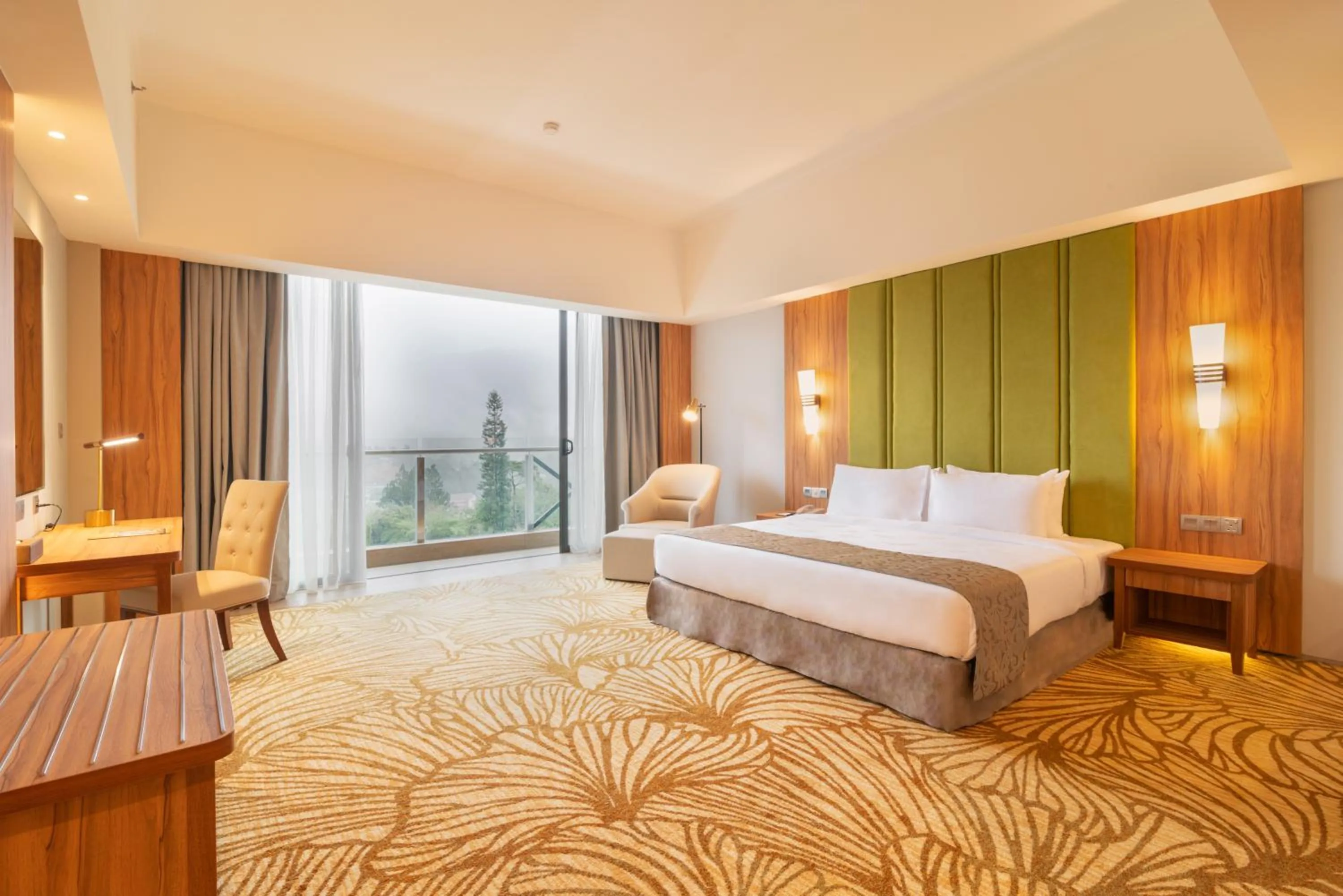 Bedroom, Bed in Zenith Hotel Cameron