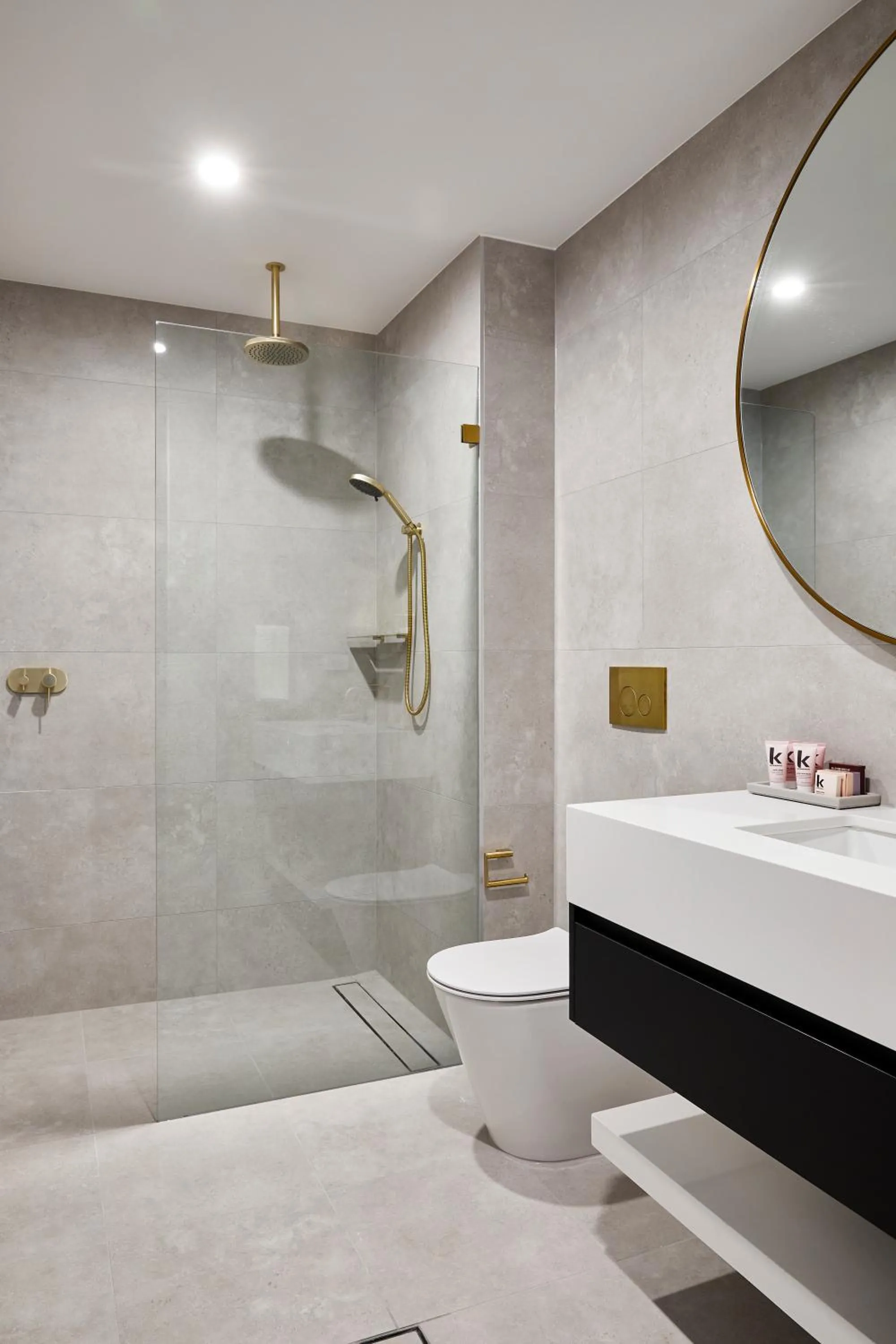 Shower in Astina Suites, Penrith