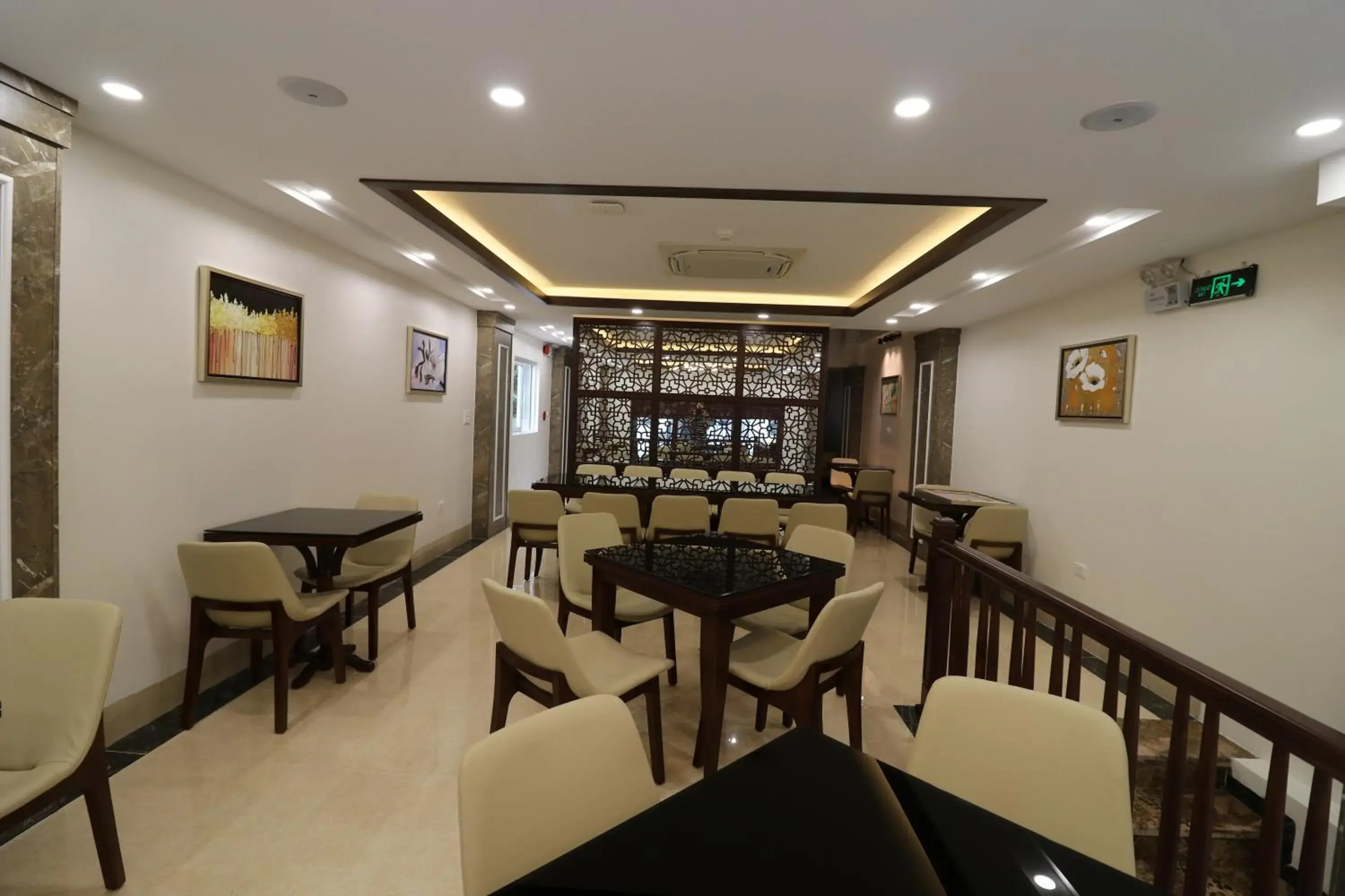 Restaurant/places to eat in Catba View Hotel Restaurant/places to eat in Catba View Hotel