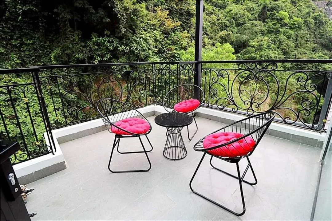 Balcony/Terrace in Catba View Hotel