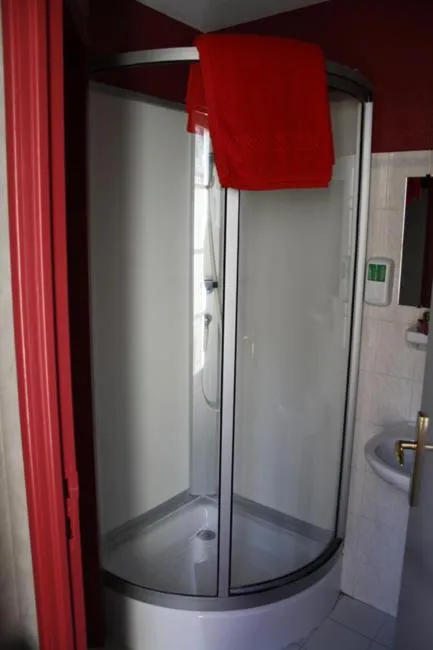 Bathroom in O Prestige