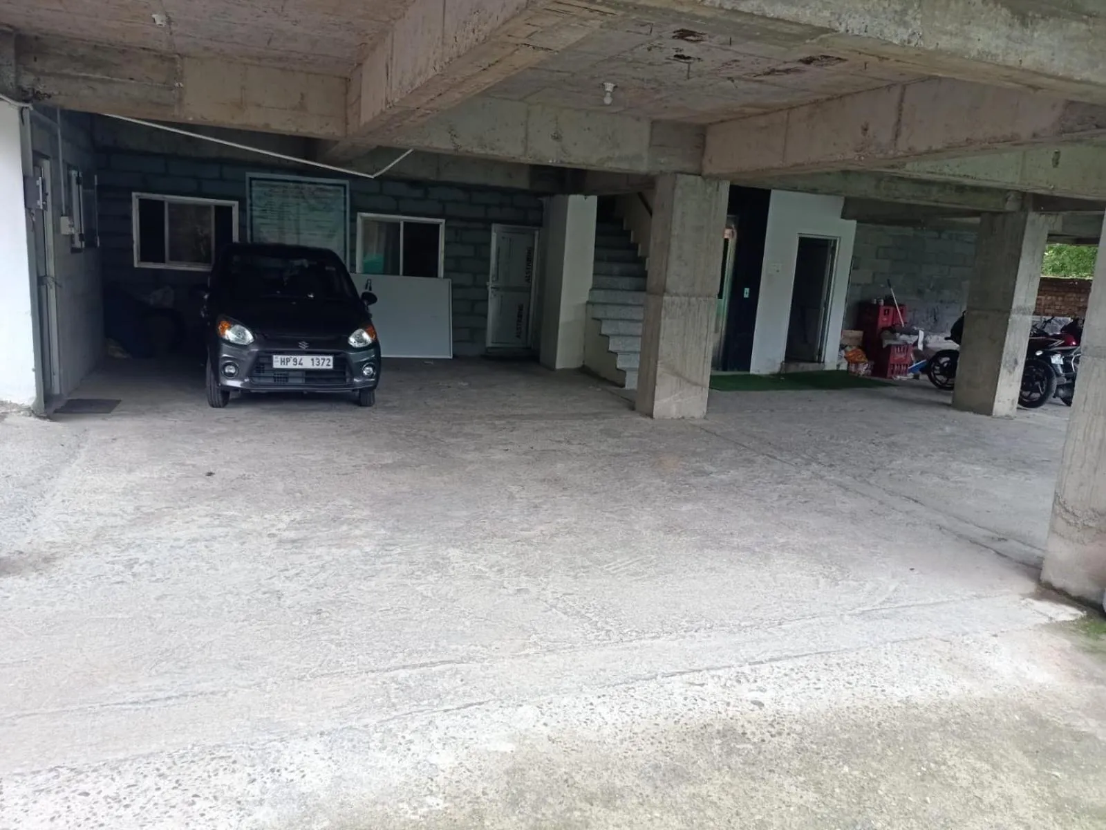 Parking in Treebo Ortus Residency