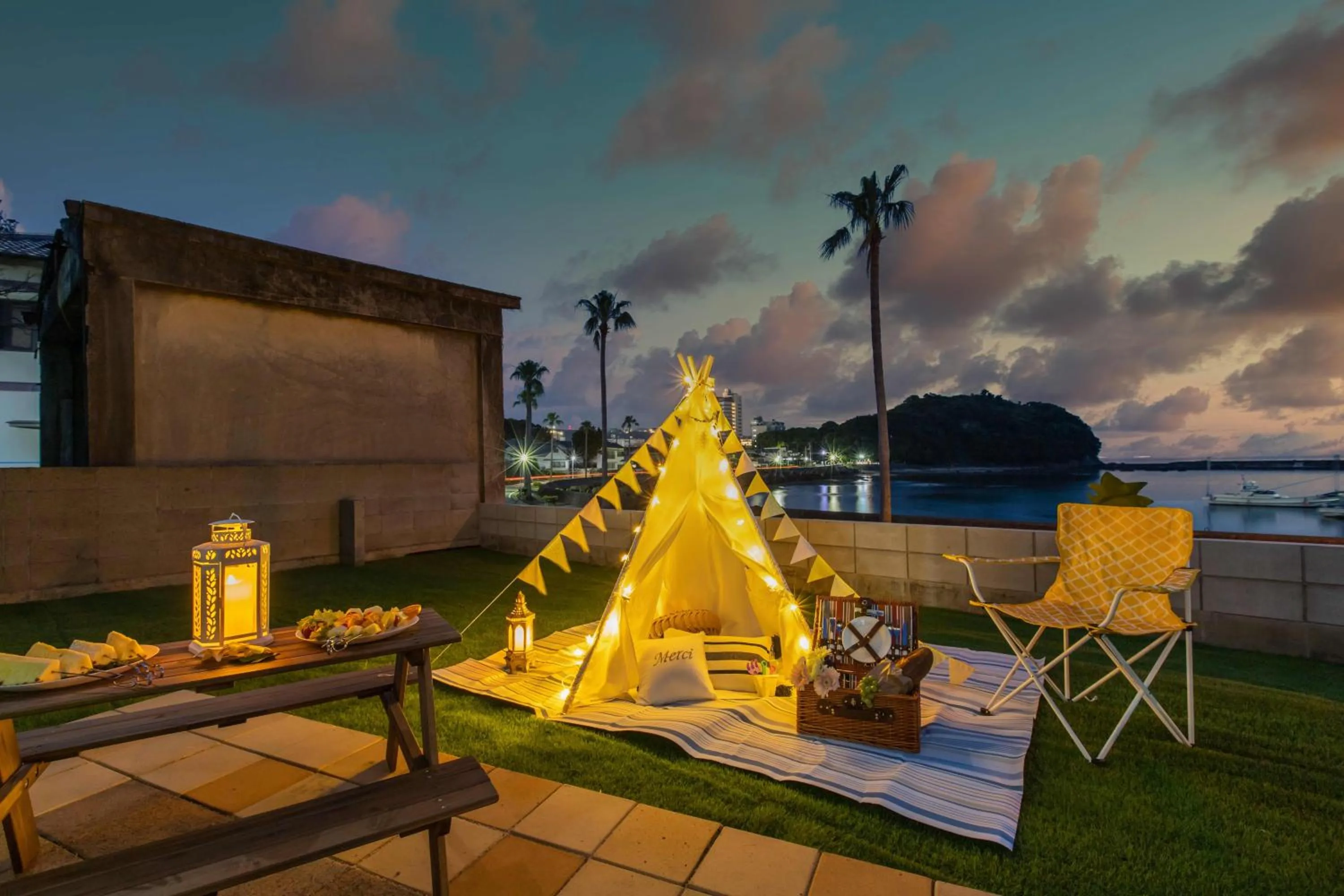 Property building in West Coast Villa Shirahama