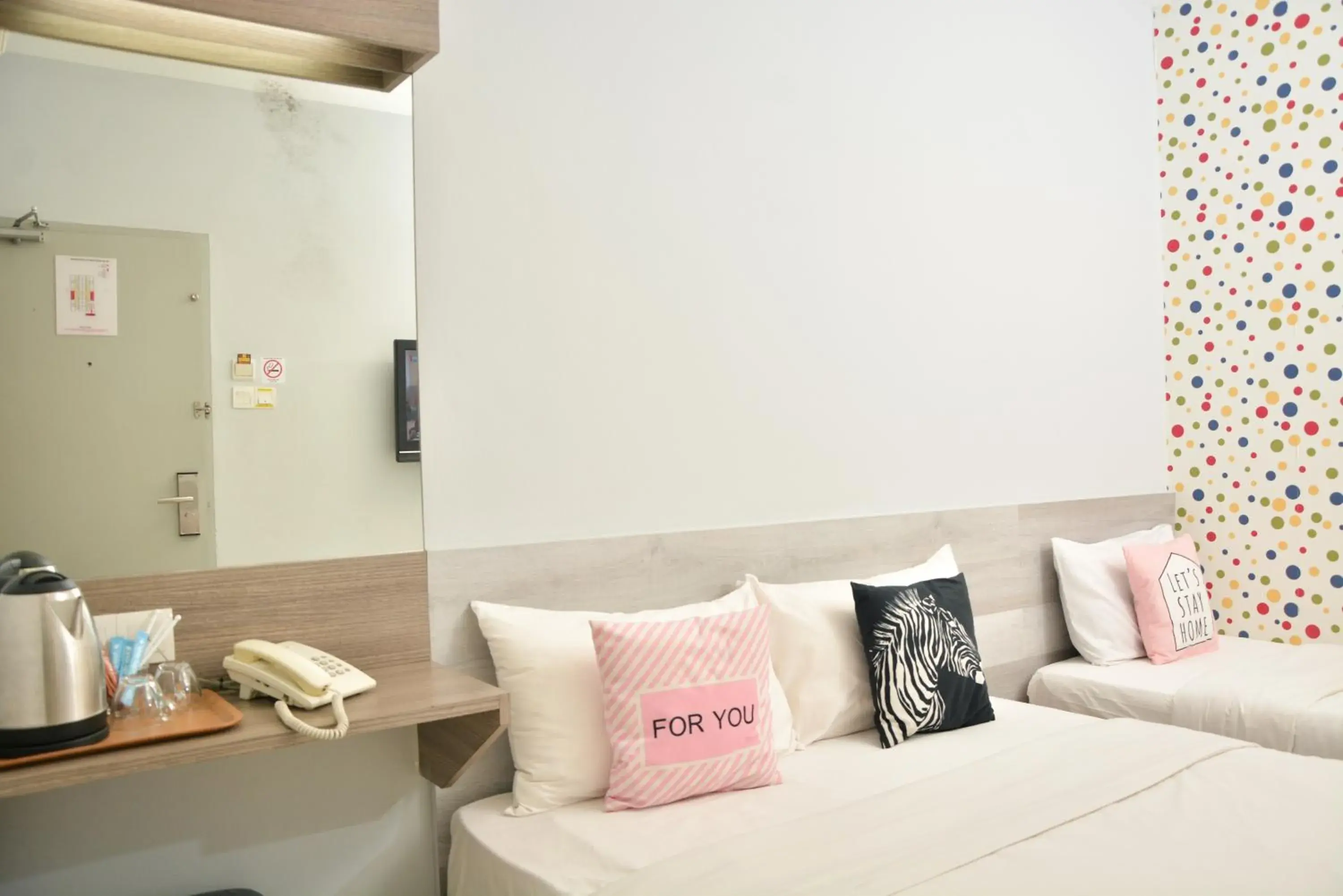 Triple Room in DUTA HOTEL Triple Room in DUTA HOTEL