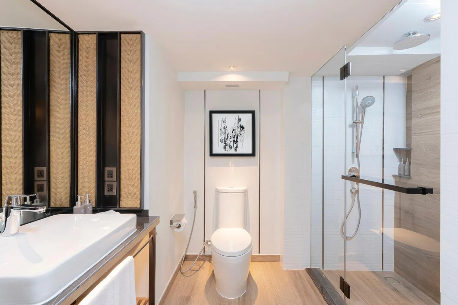 Toilet in Melia Chiang Mai