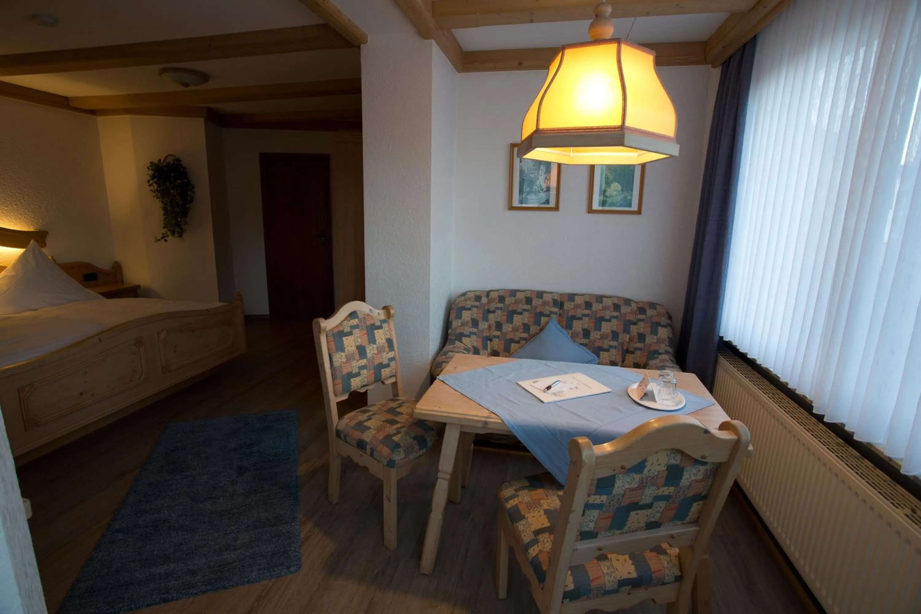 Seating area in Landhotel Teuteberg