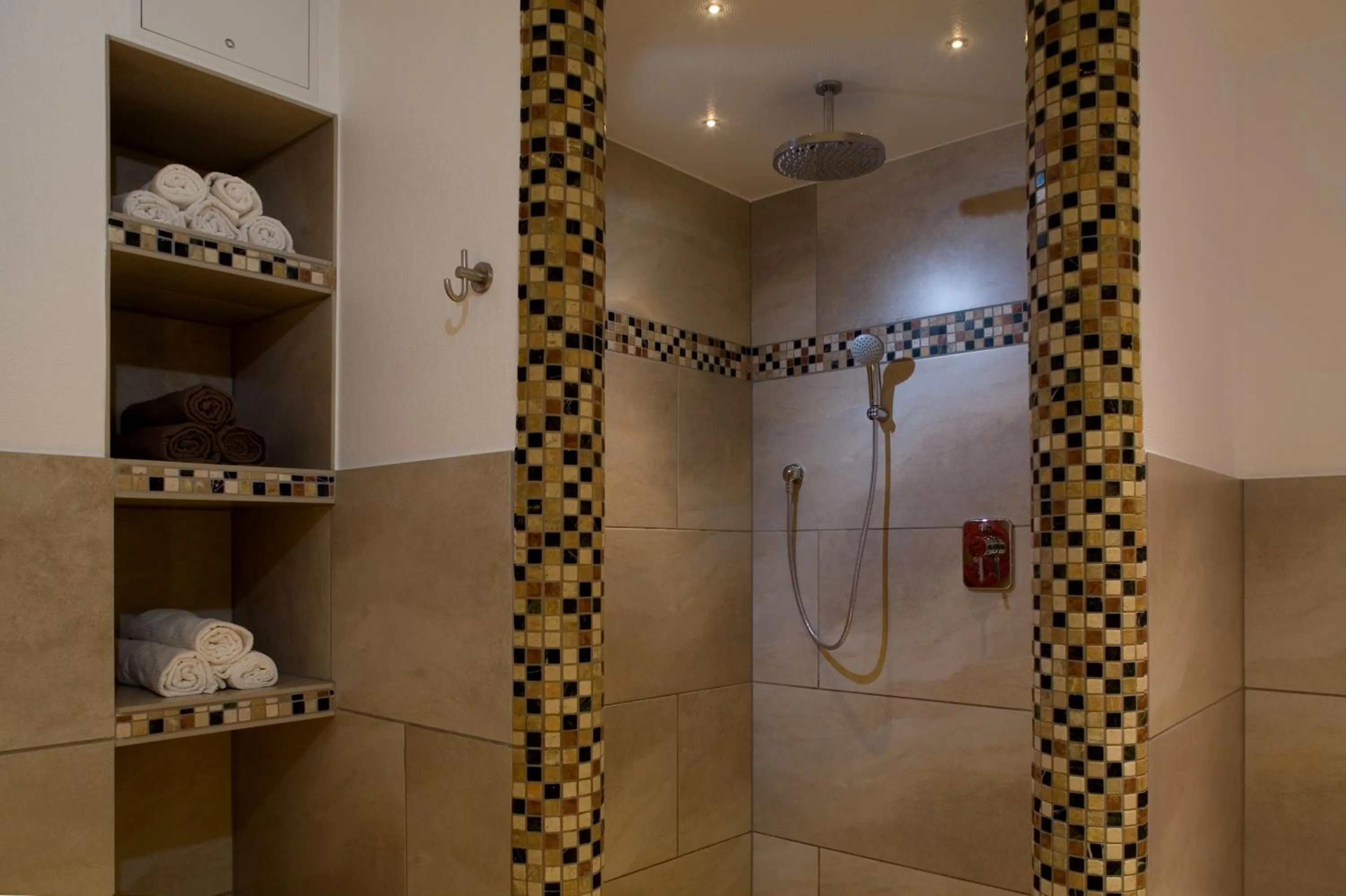 Bathroom in Landhotel Teuteberg