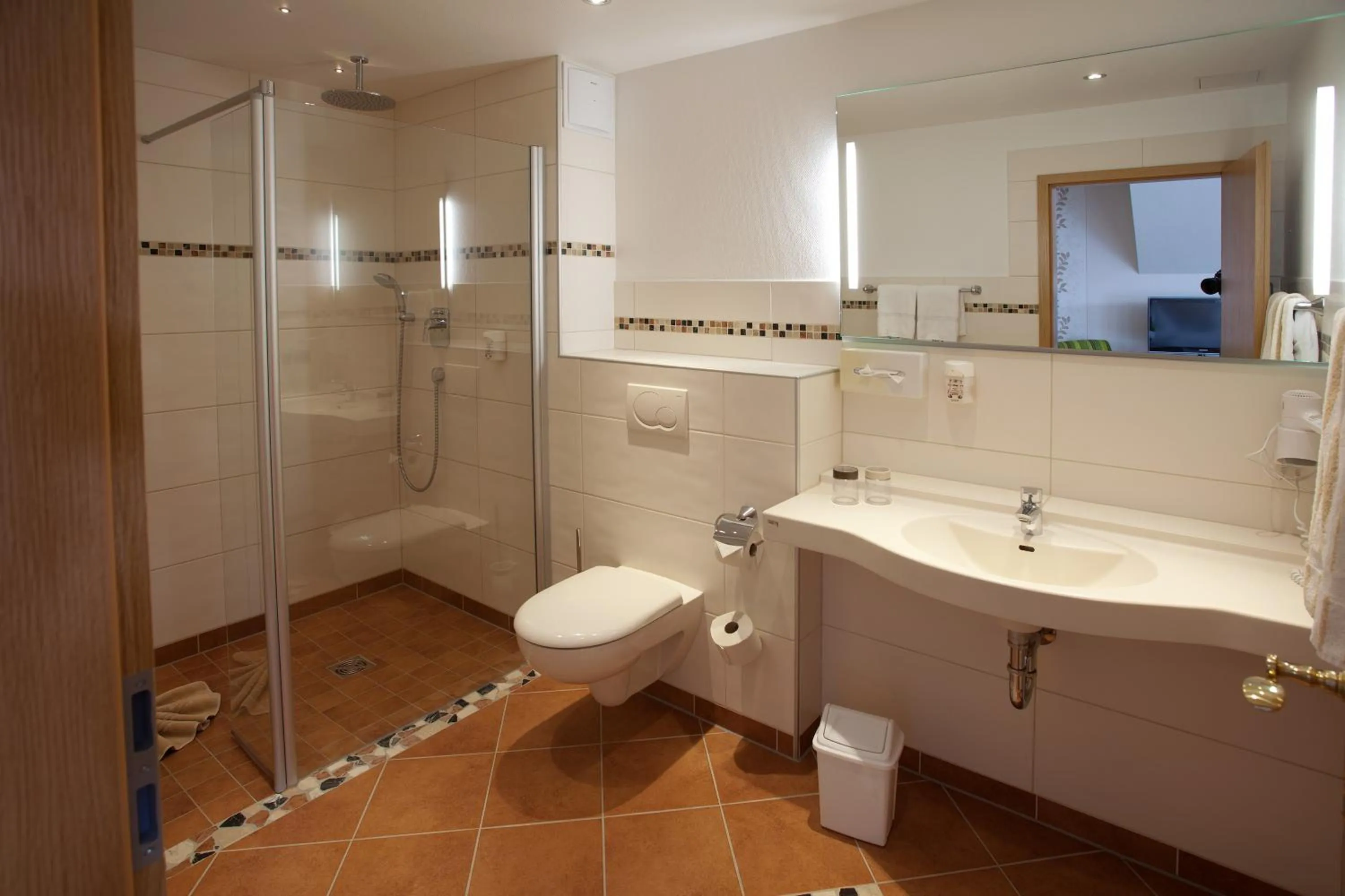 Bathroom in Landhotel Teuteberg