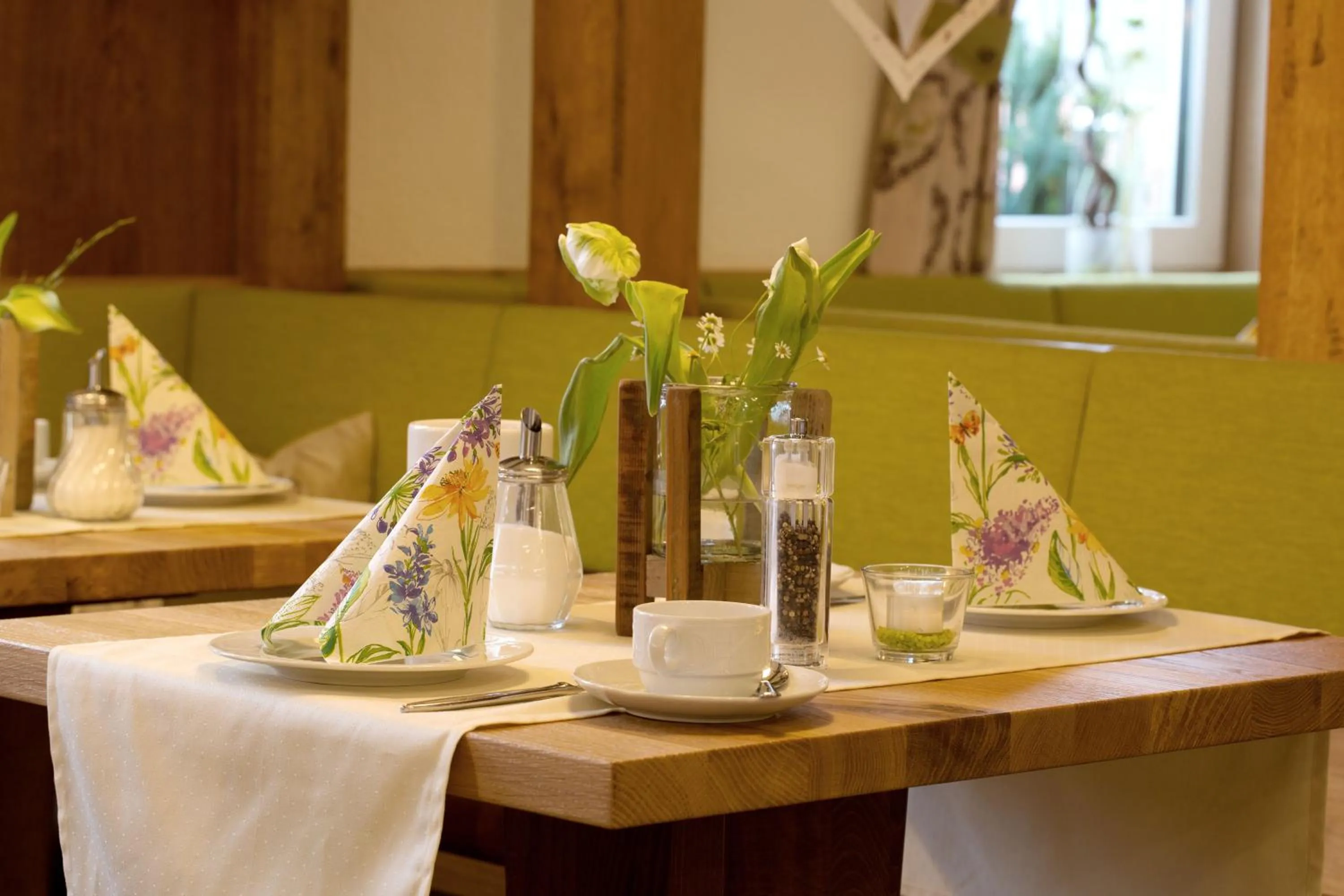 Restaurant/places to eat in Landhotel Teuteberg