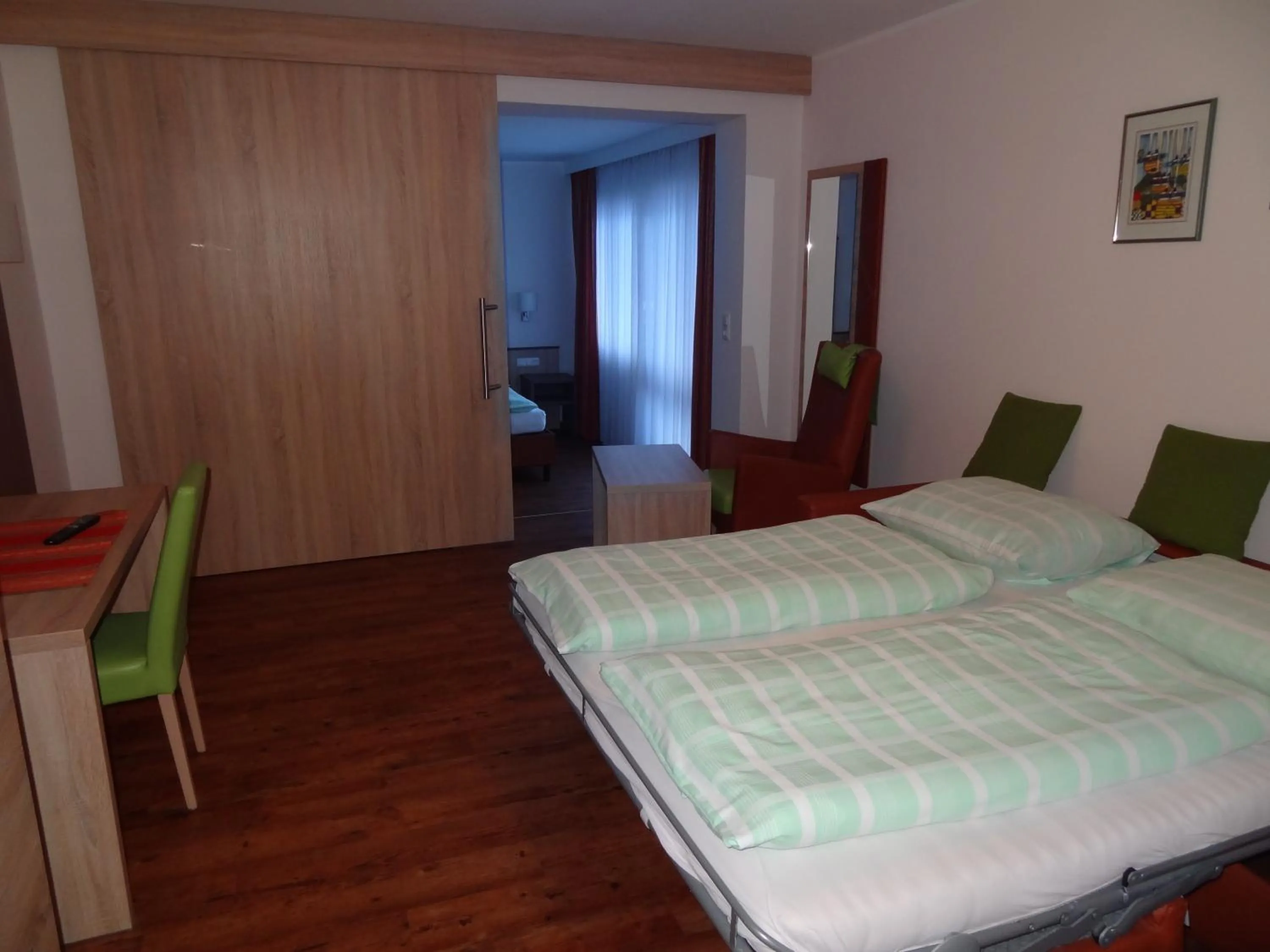 Photo of the whole room, Bed in Hotel Unterwirt - Jokercard im Sommer inklusive