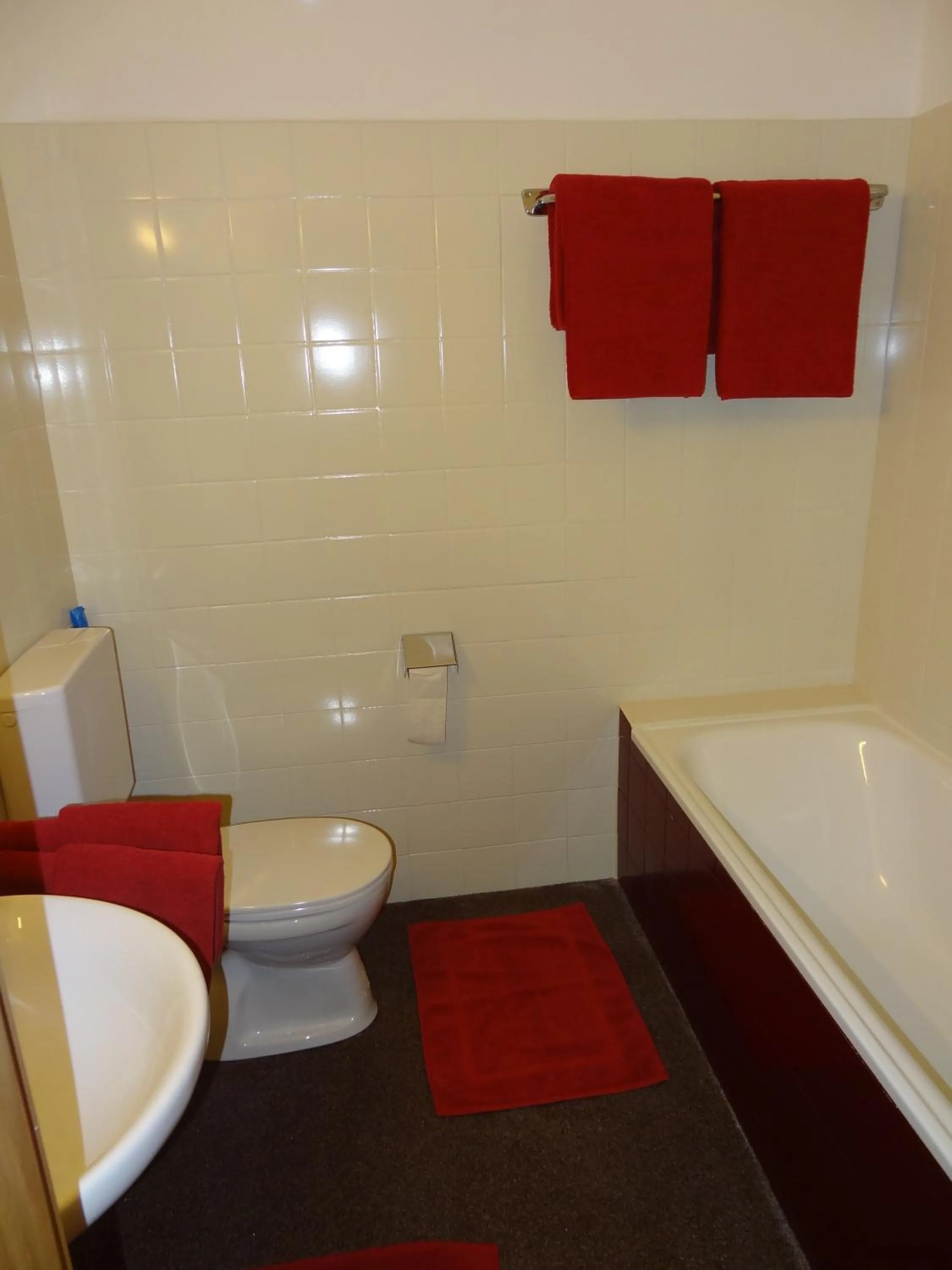 Bathroom in Hotel Unterwirt - Jokercard im Sommer inklusive