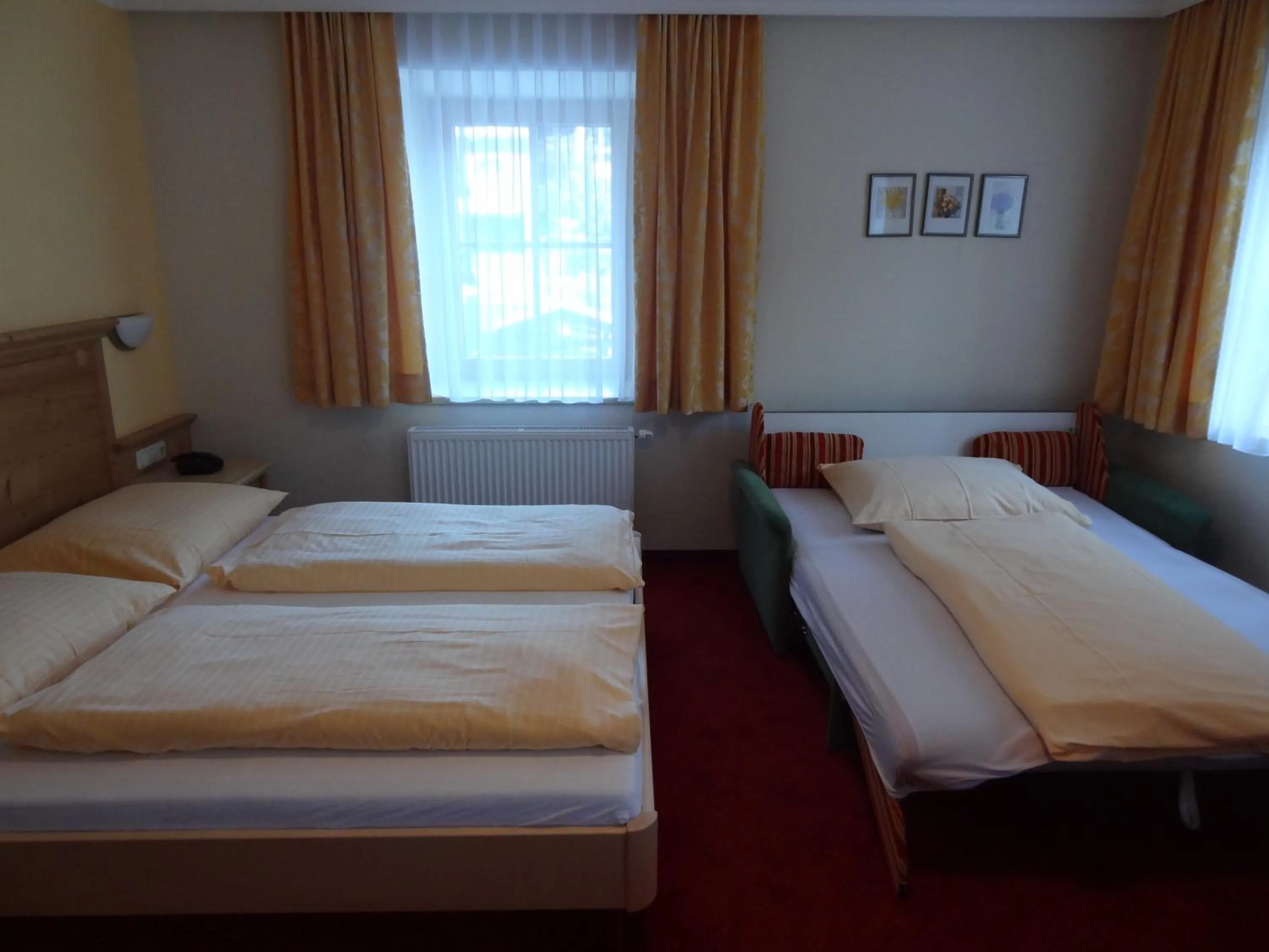 Bed in Hotel Unterwirt - Jokercard im Sommer inklusive