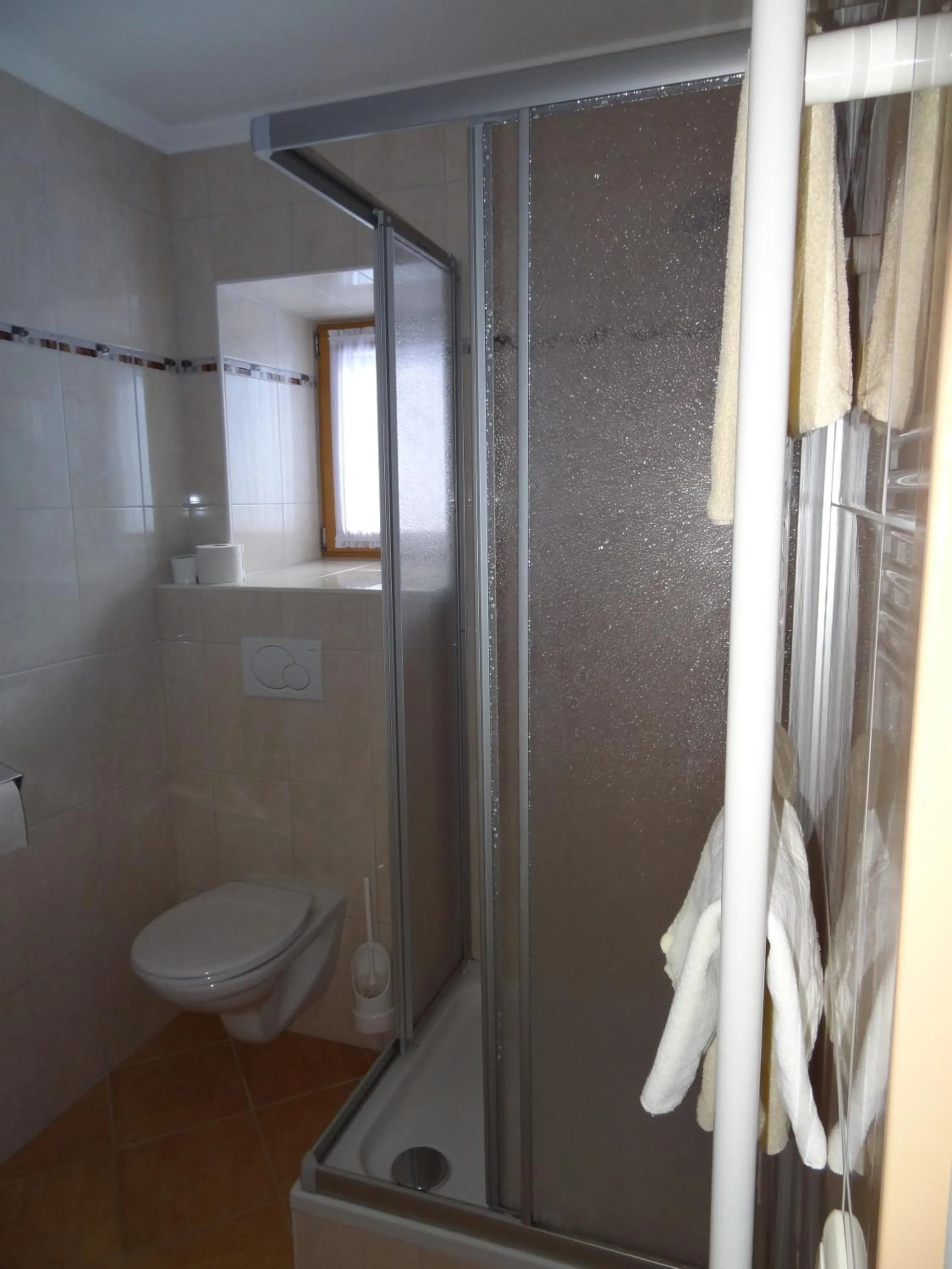 Bathroom in Hotel Unterwirt - Jokercard im Sommer inklusive