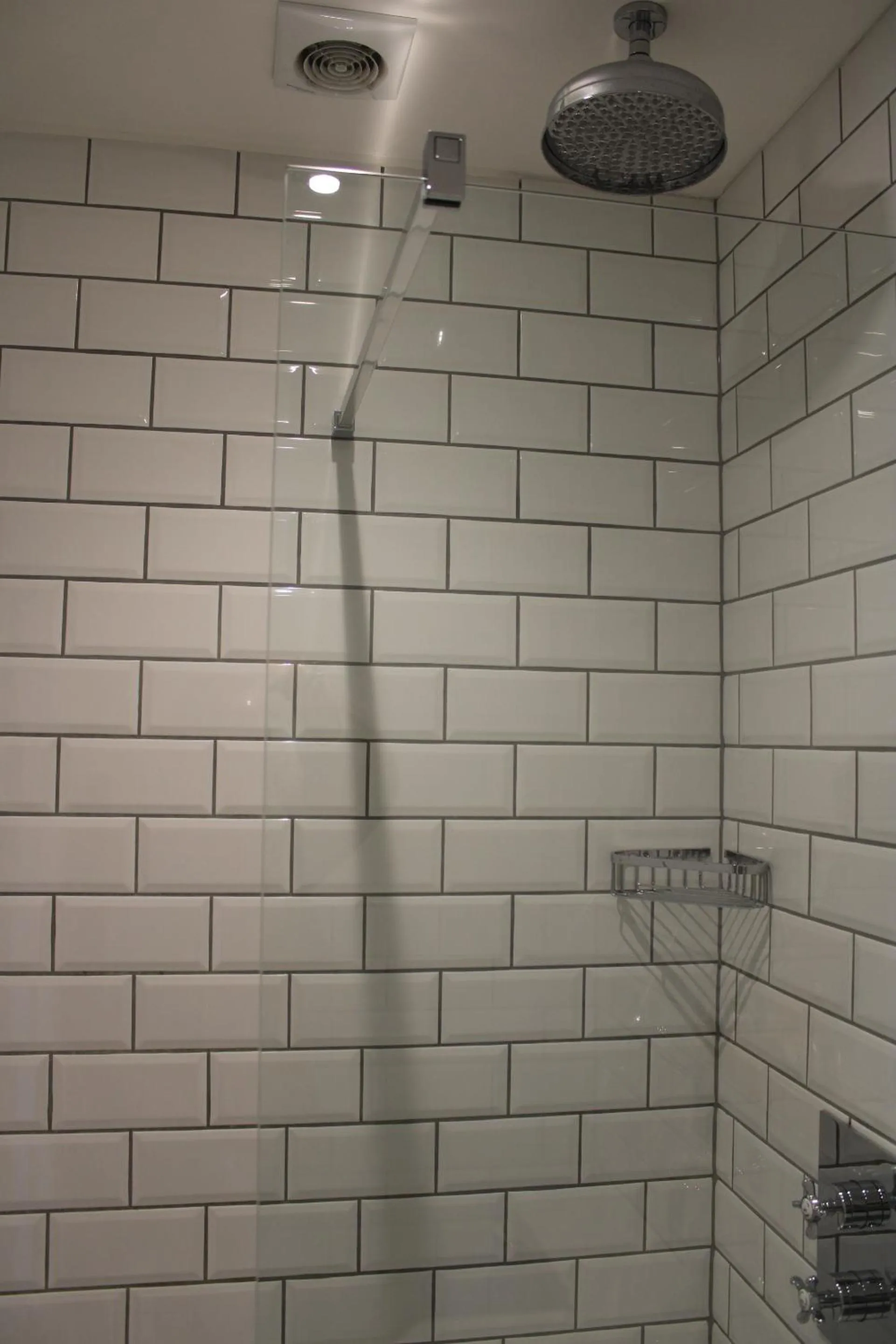 Bathroom in The White Lion