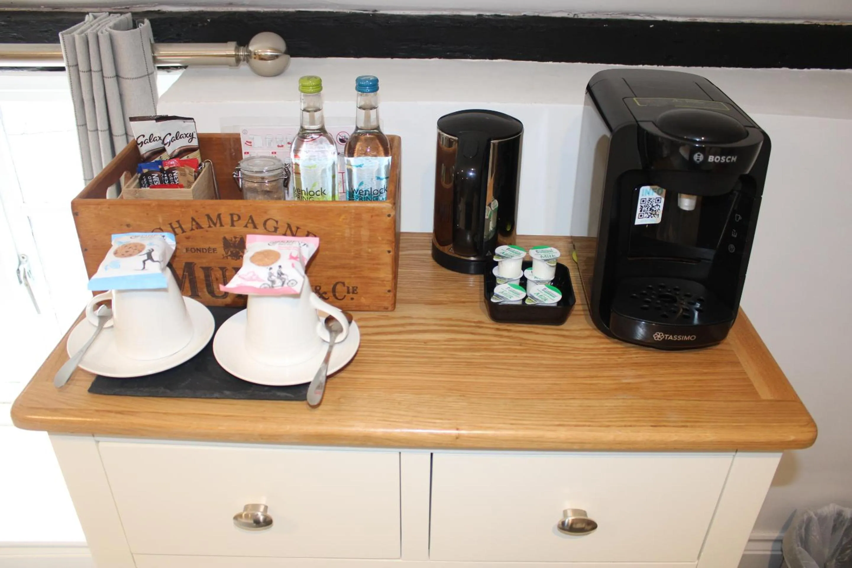 Bedroom in The White Lion