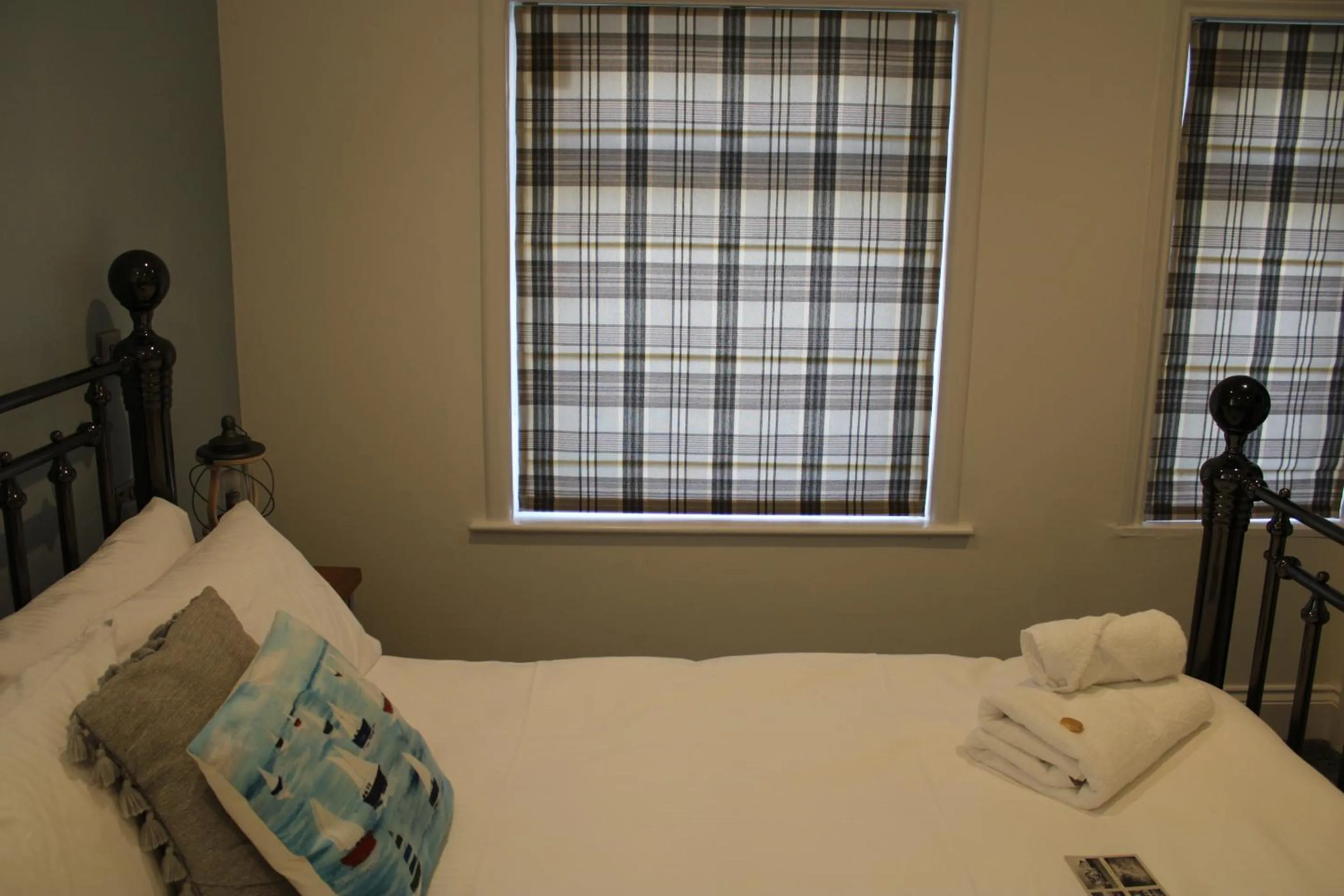 Bedroom, Bed in The White Lion