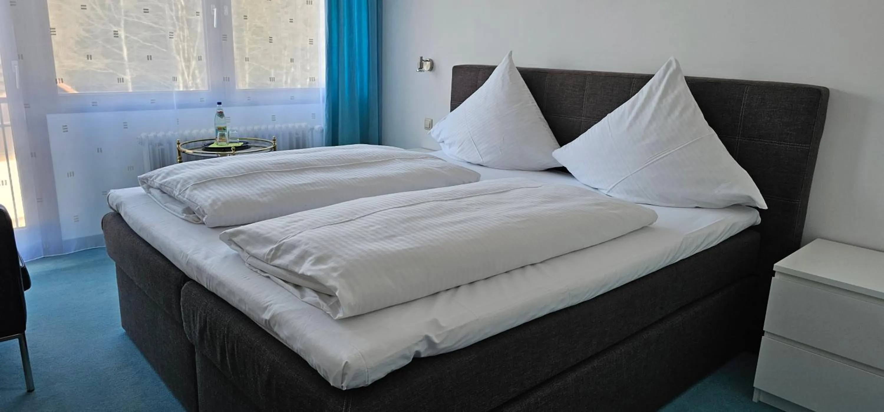 Photo of the whole room, Bed in Schwaben Resort Ebnisee