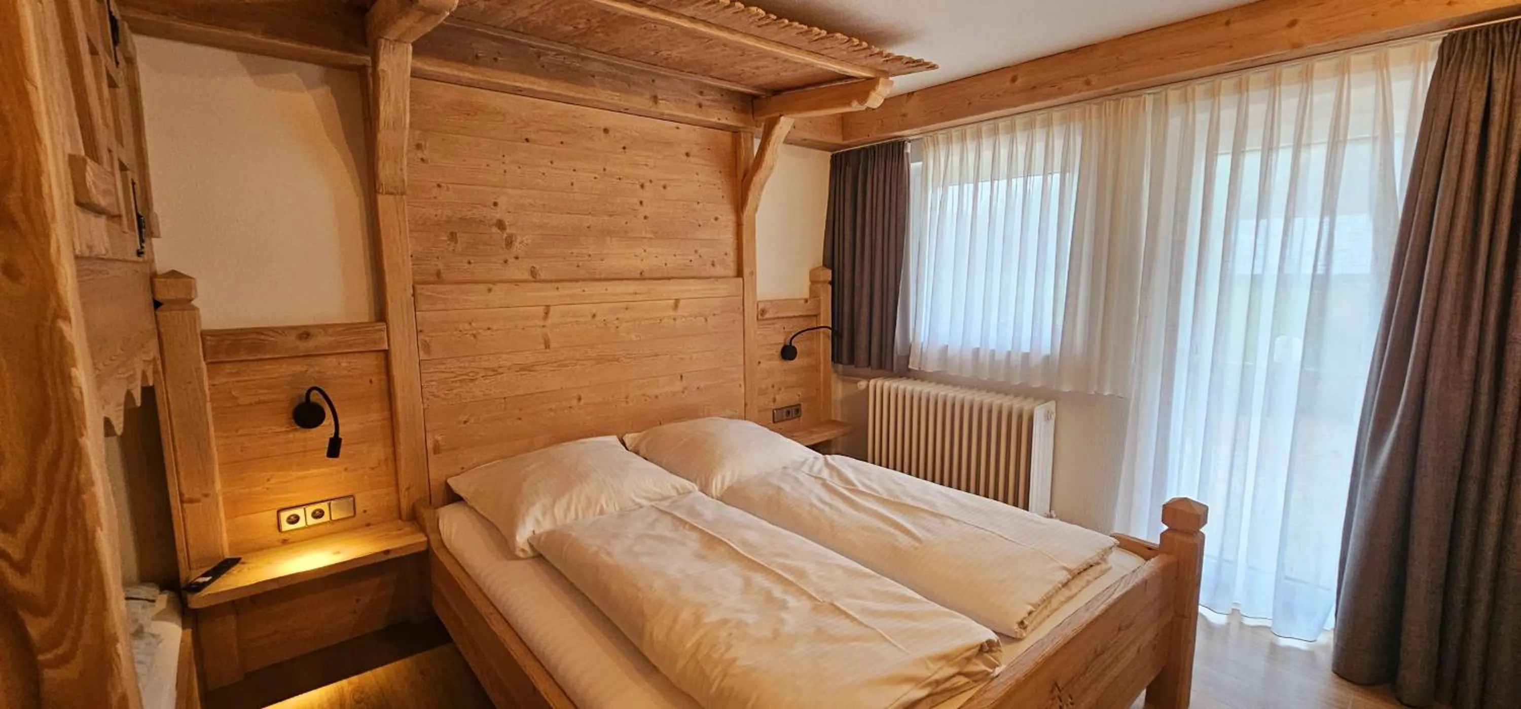 Photo of the whole room, Bed in Schwaben Resort Ebnisee