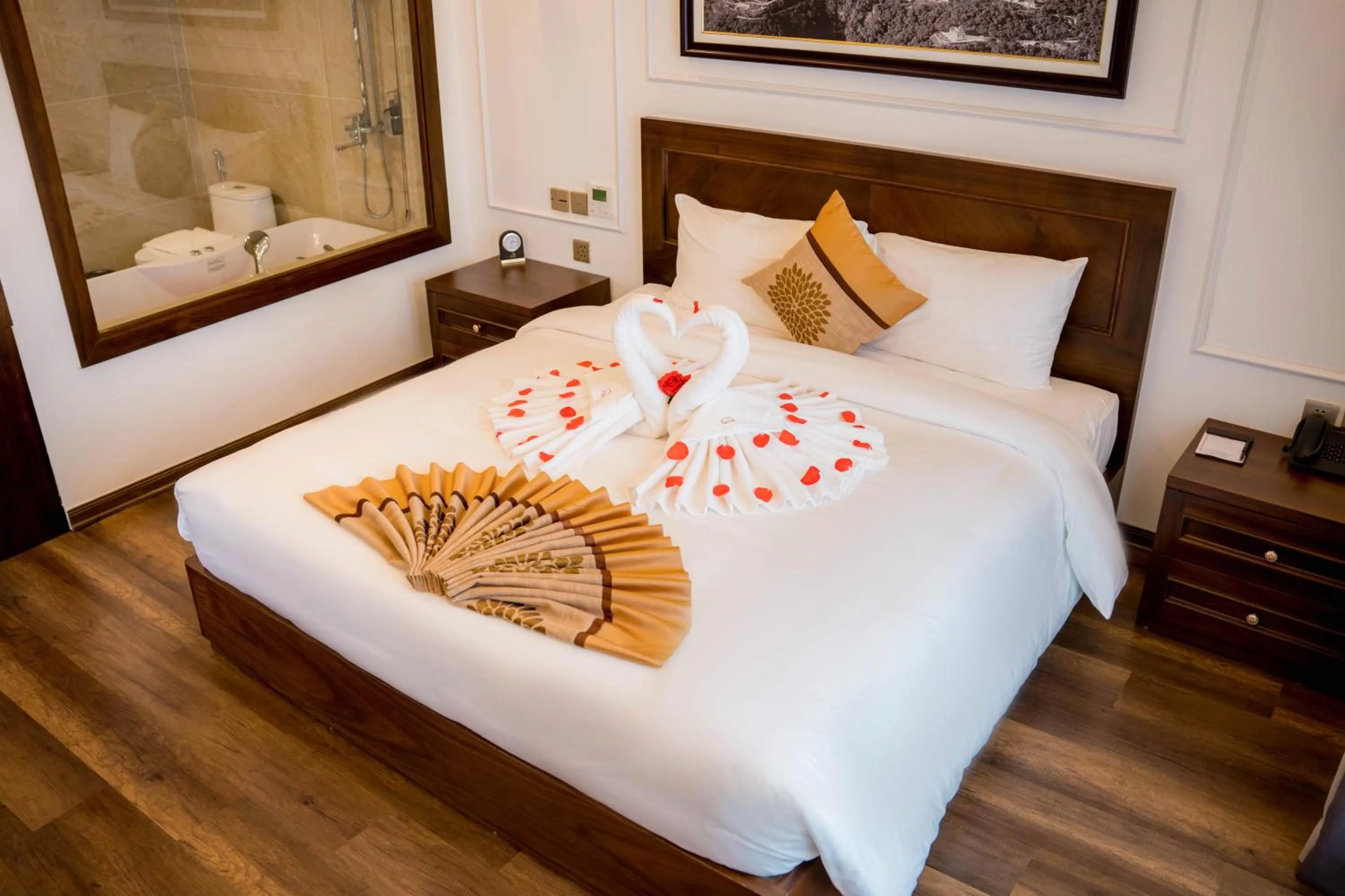 Bed in Camellia Luxury Hotel Tam Đảo