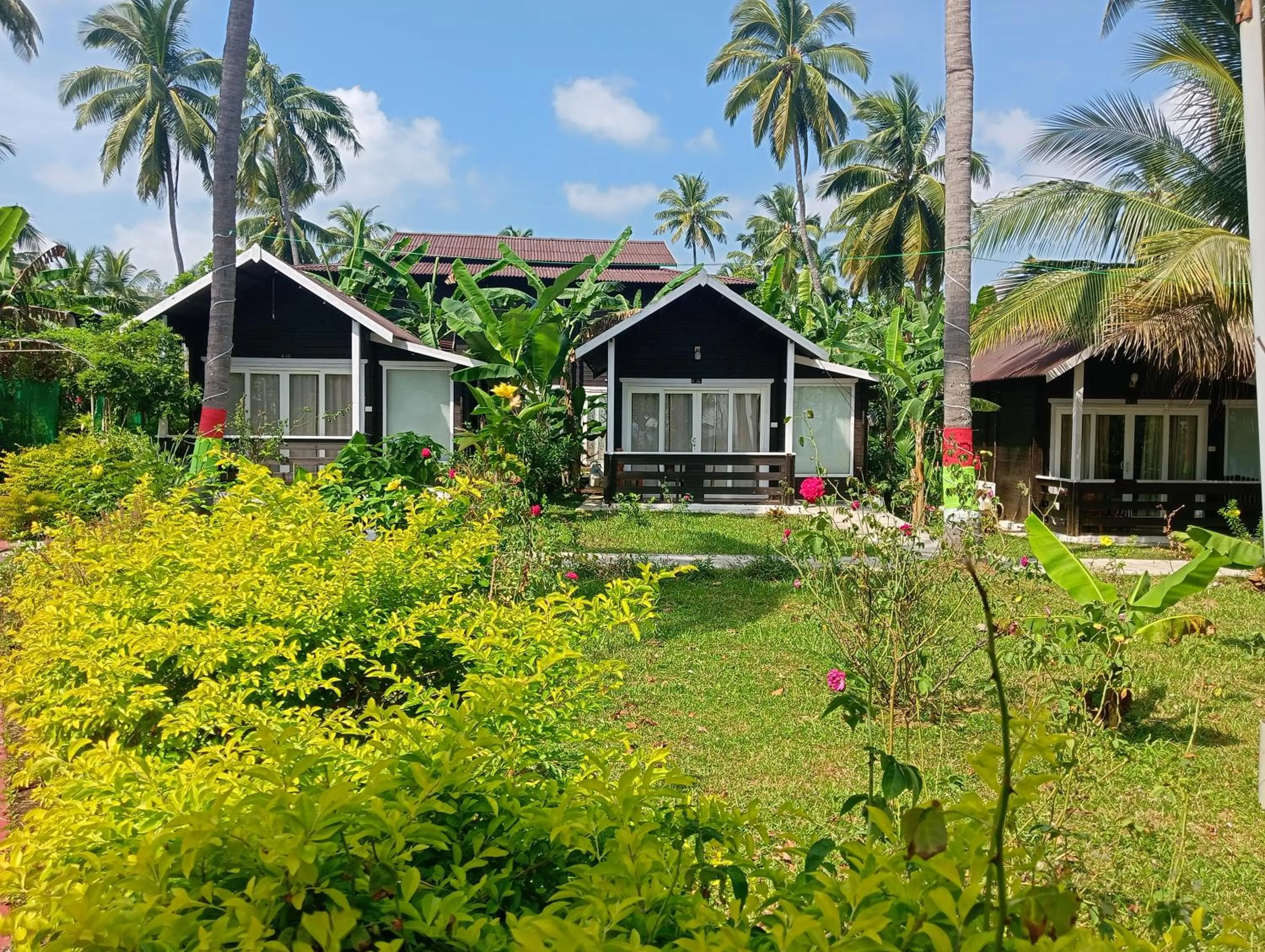 Adhvasaha Beach Spa Resort