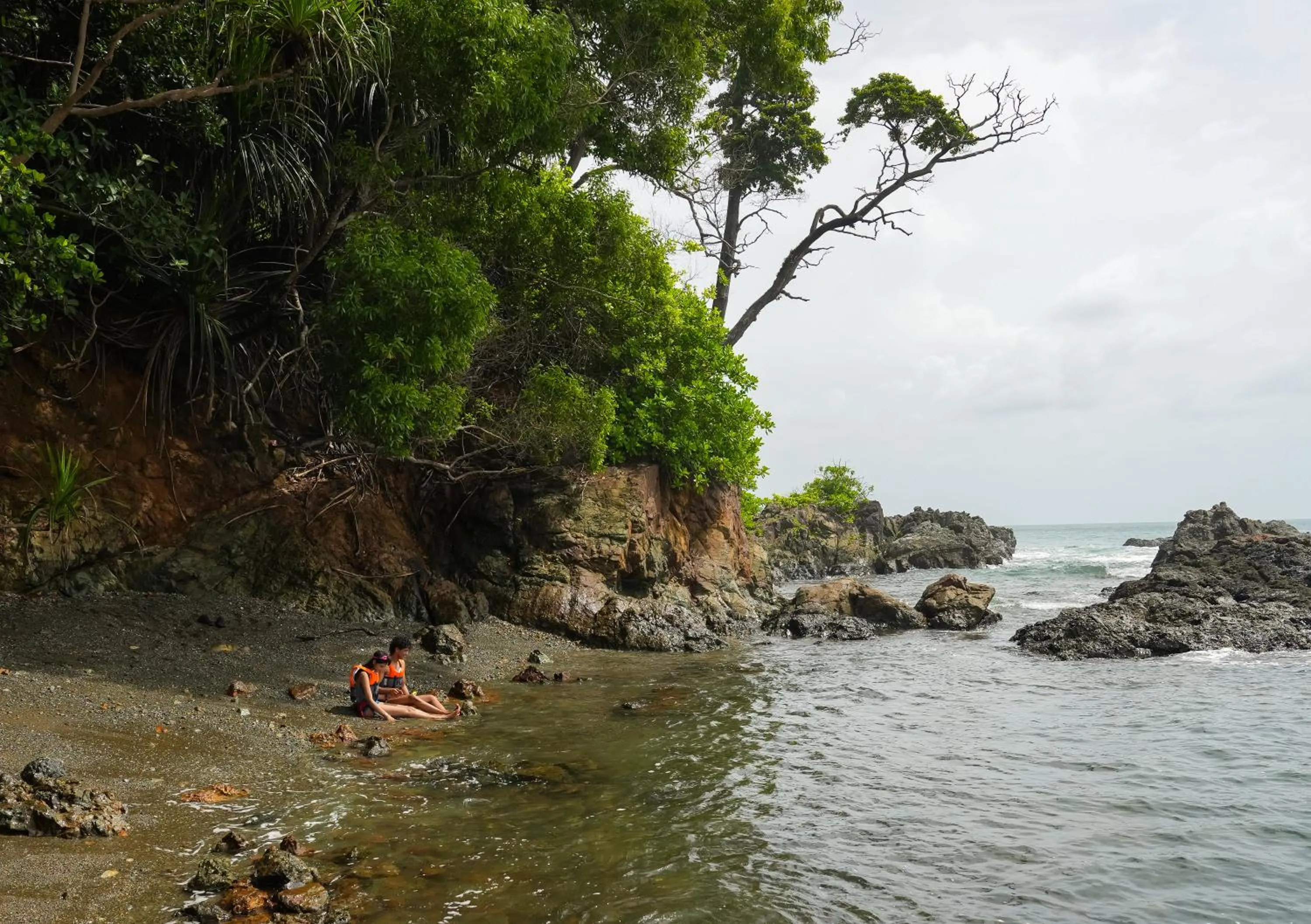 Adhvasaha Beach Spa Resort