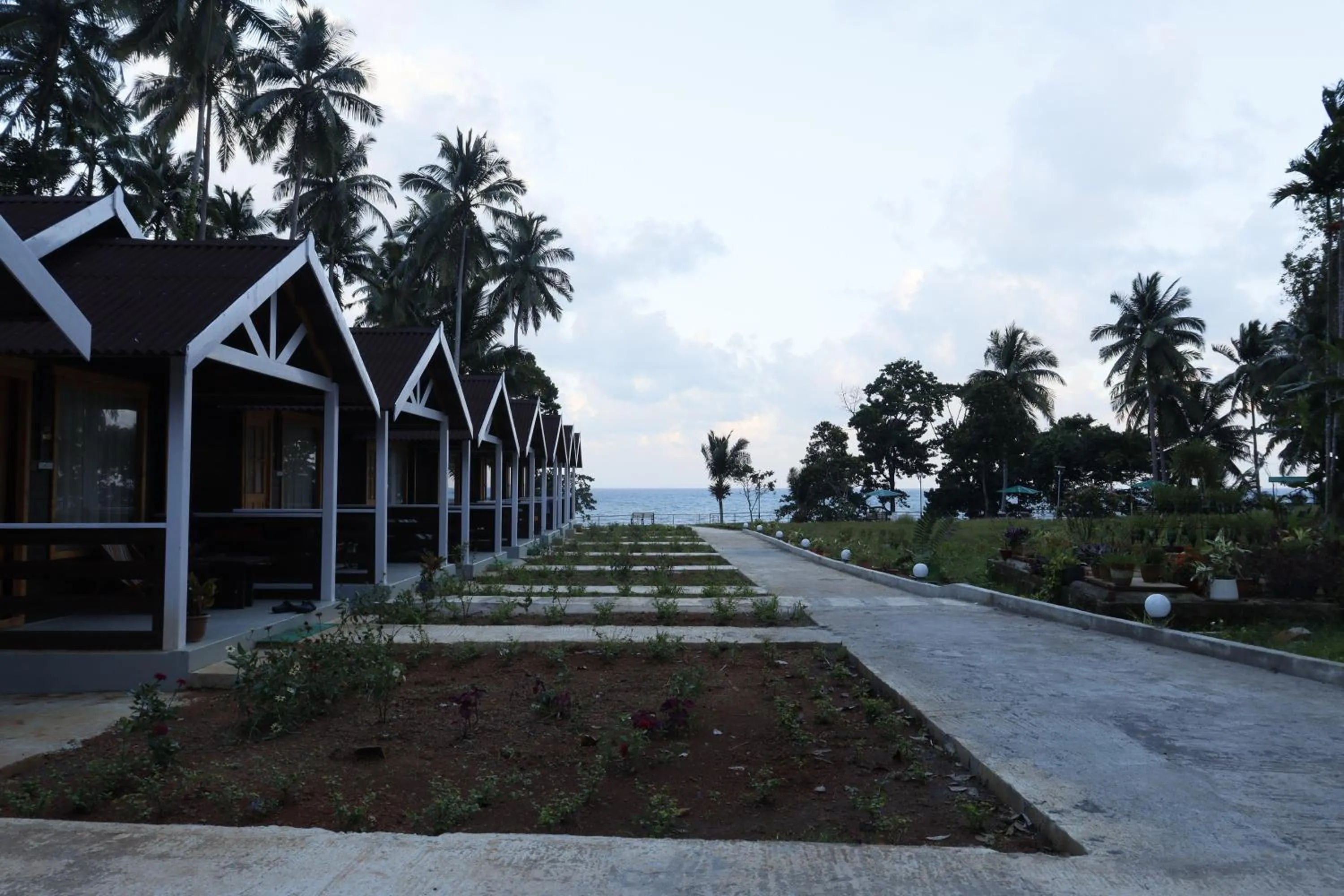 Adhvasaha Beach Spa Resort