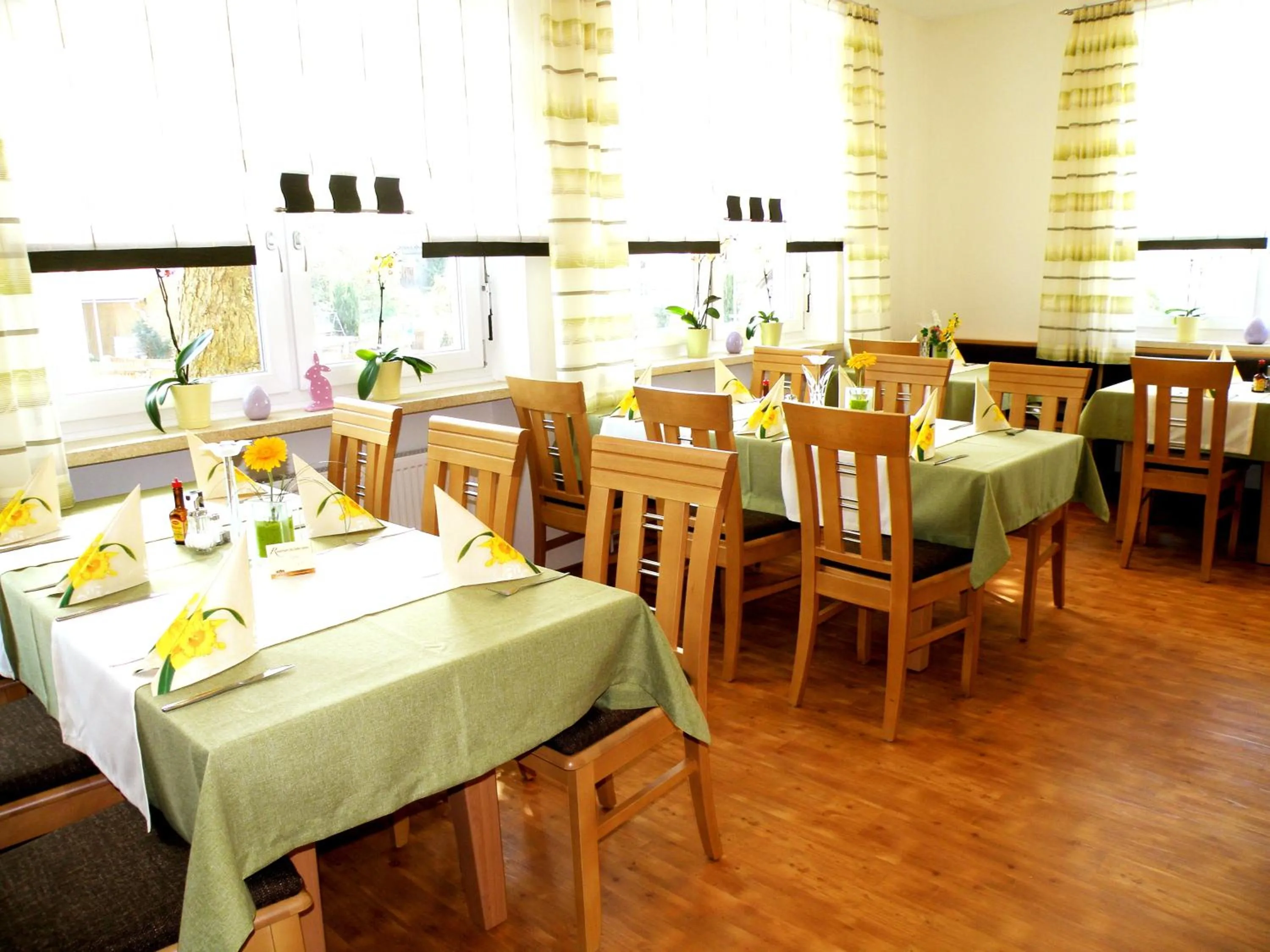 Restaurant/places to eat in Zum Schwarzen Bären