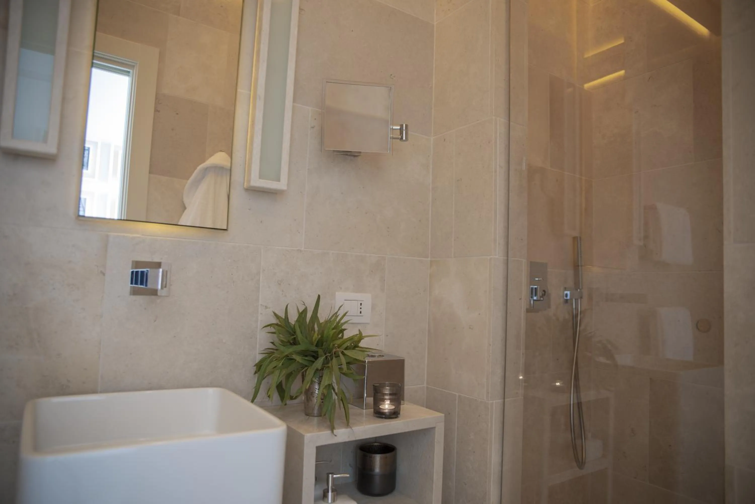 Bathroom in Palazzo Lecce - Epoca Collection