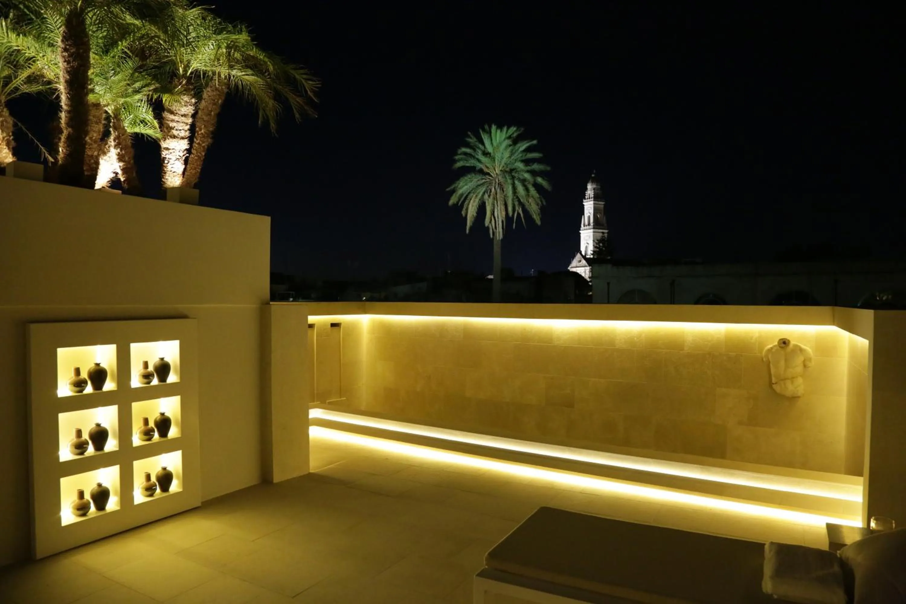 Balcony/Terrace in Palazzo Lecce - Epoca Collection