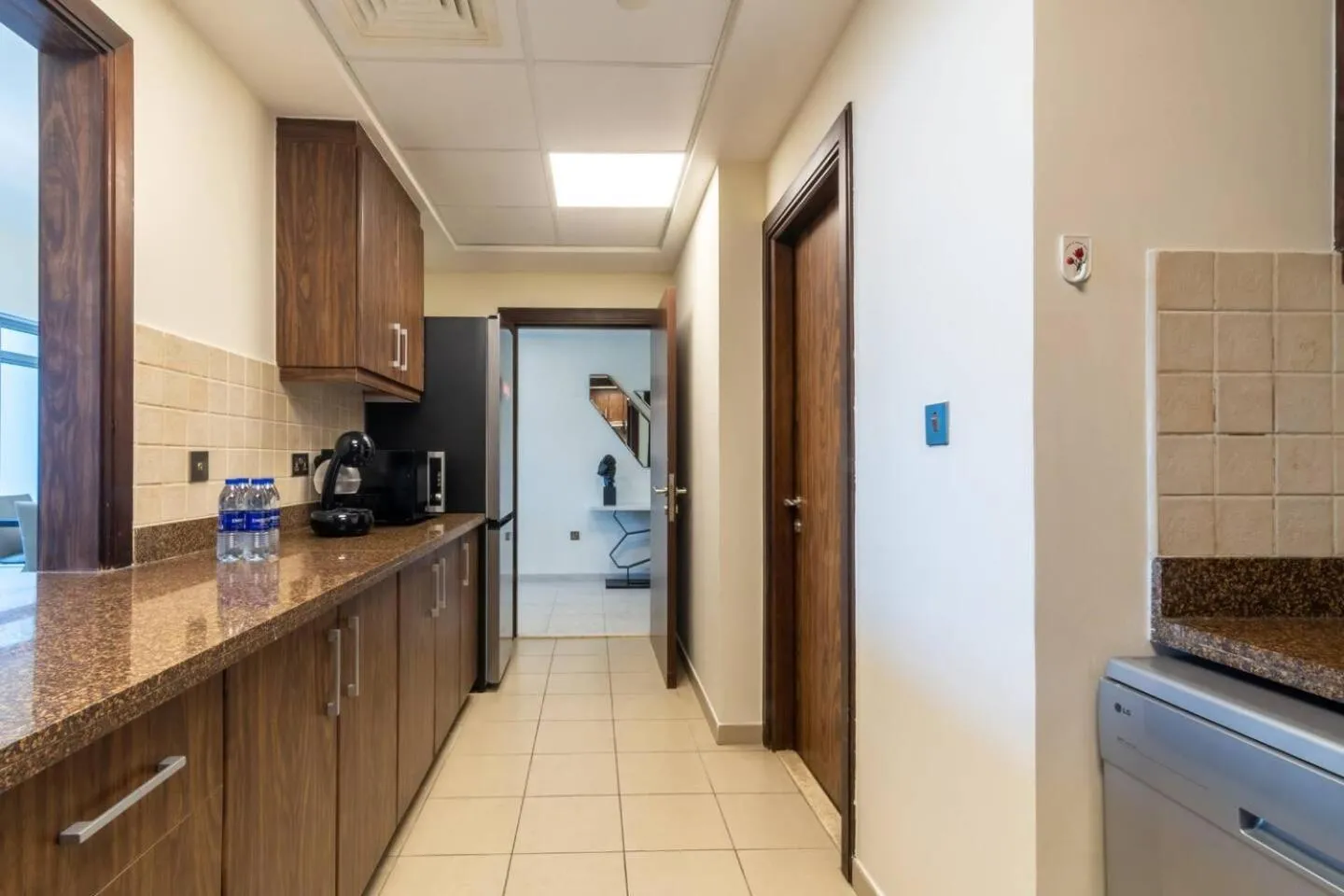 Kitchen or kitchenette in Scenic 2 Bedroom Apartment - Downtown Business Bay