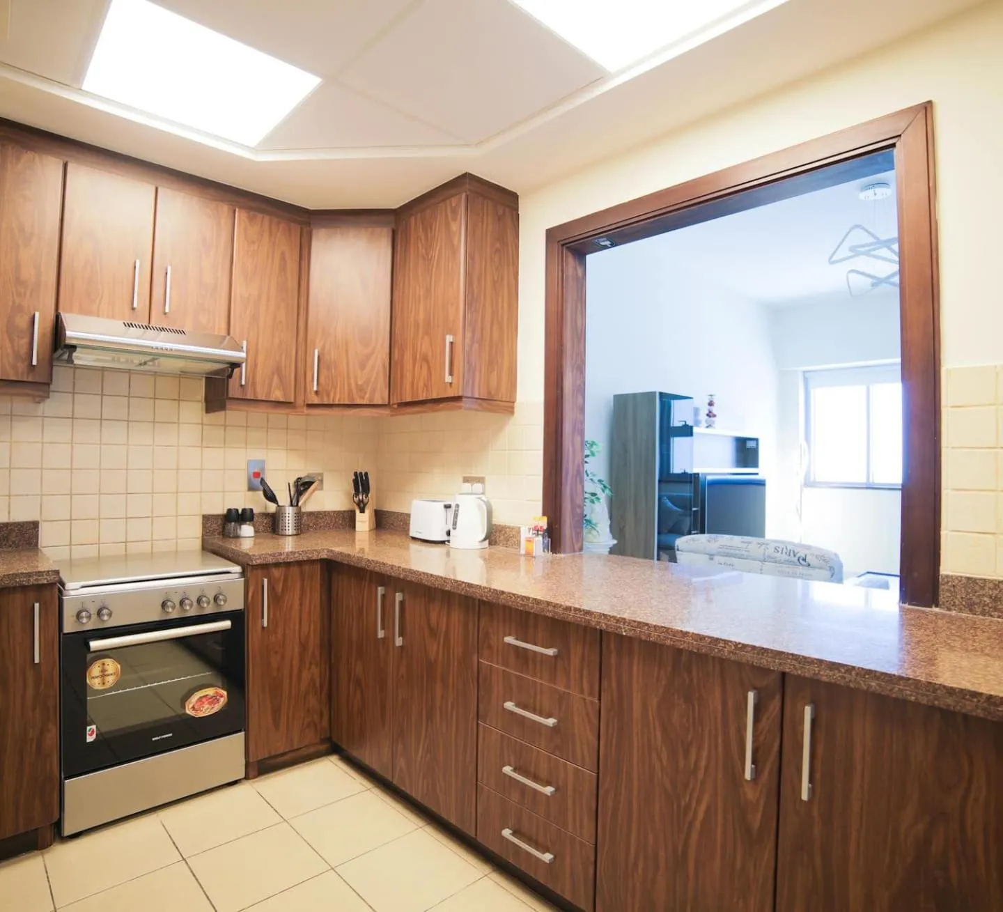 Kitchen or kitchenette in Scenic 2 Bedroom Apartment - Downtown Business Bay