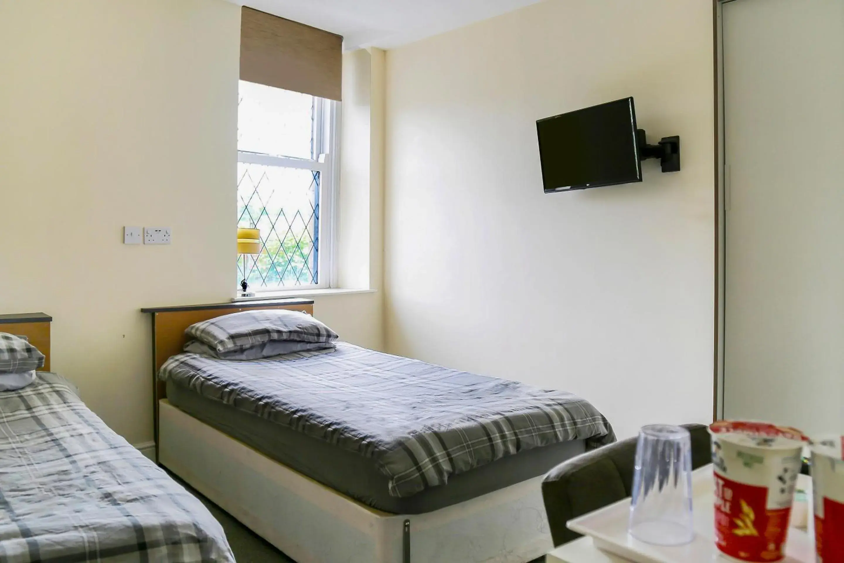 Bedroom, Bed in OYO Castle Hotel, Accrington Bedroom, Bed in OYO Castle Hotel, Accrington