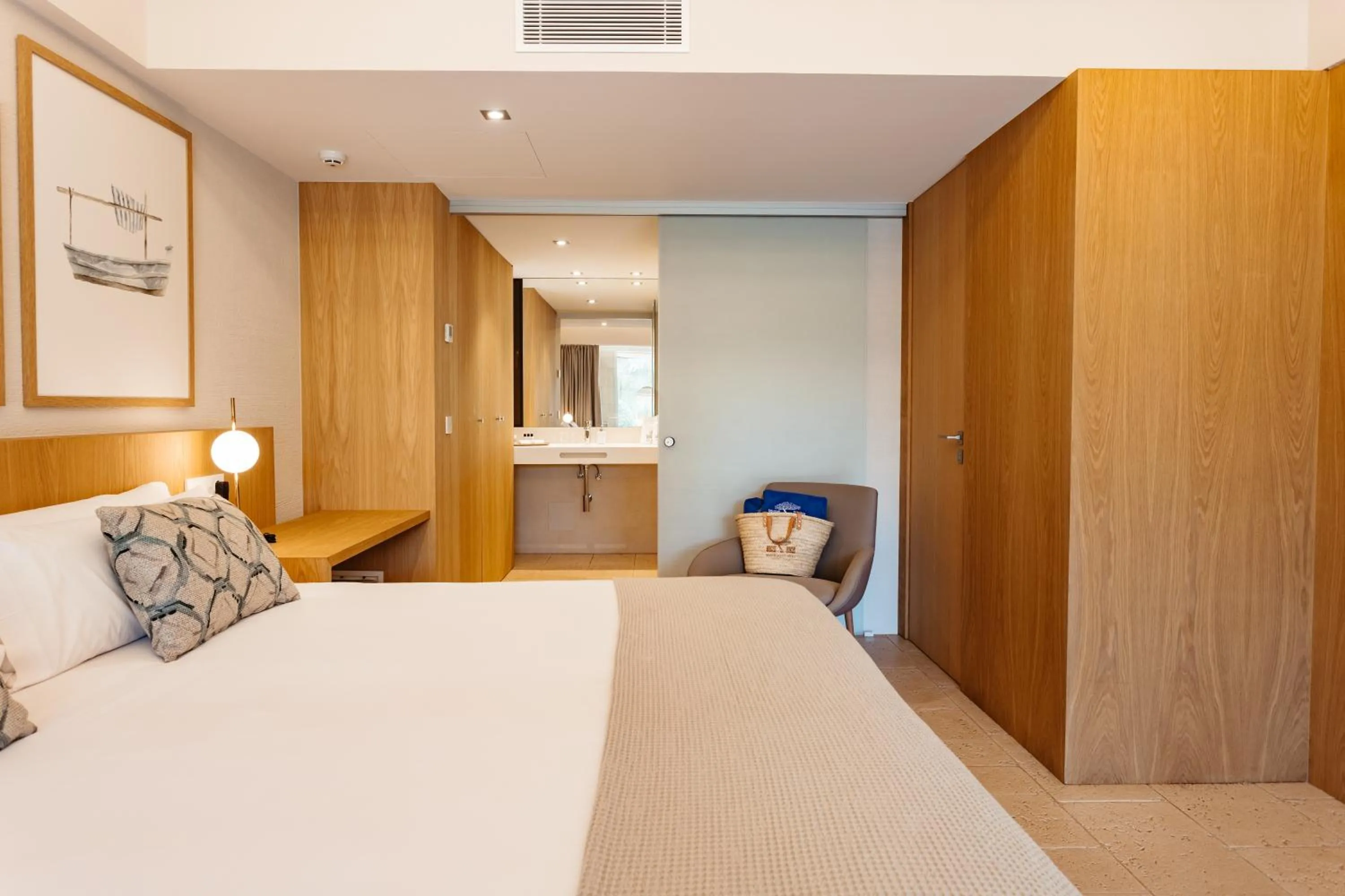 Bed in Agroturismo Malbuger Nou Menorca -Adults only-