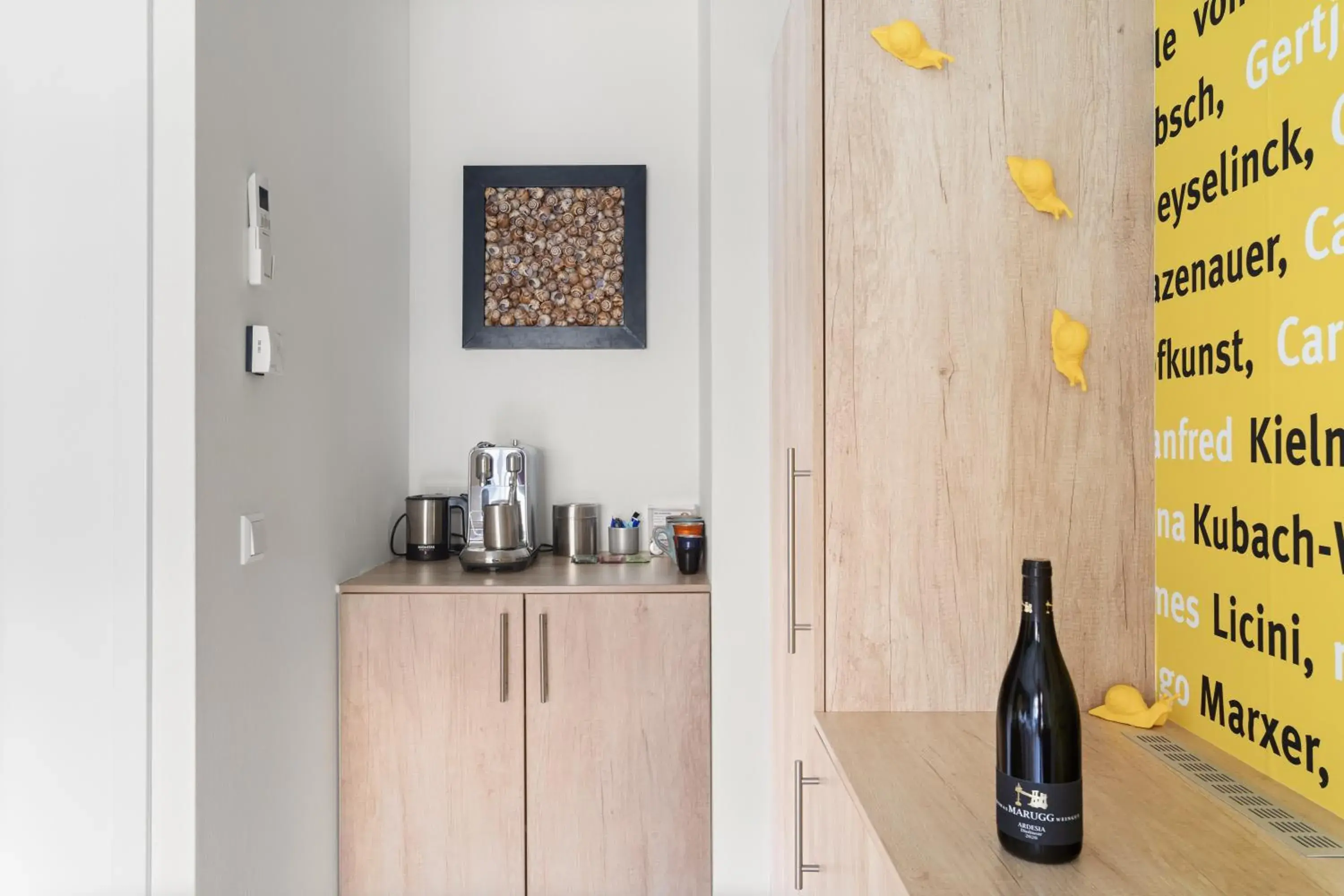 "Yellow Snail" - Glamping Lodge in Hotel Schloss Ragaz "Yellow Snail" - Glamping Lodge in Hotel Schloss Ragaz