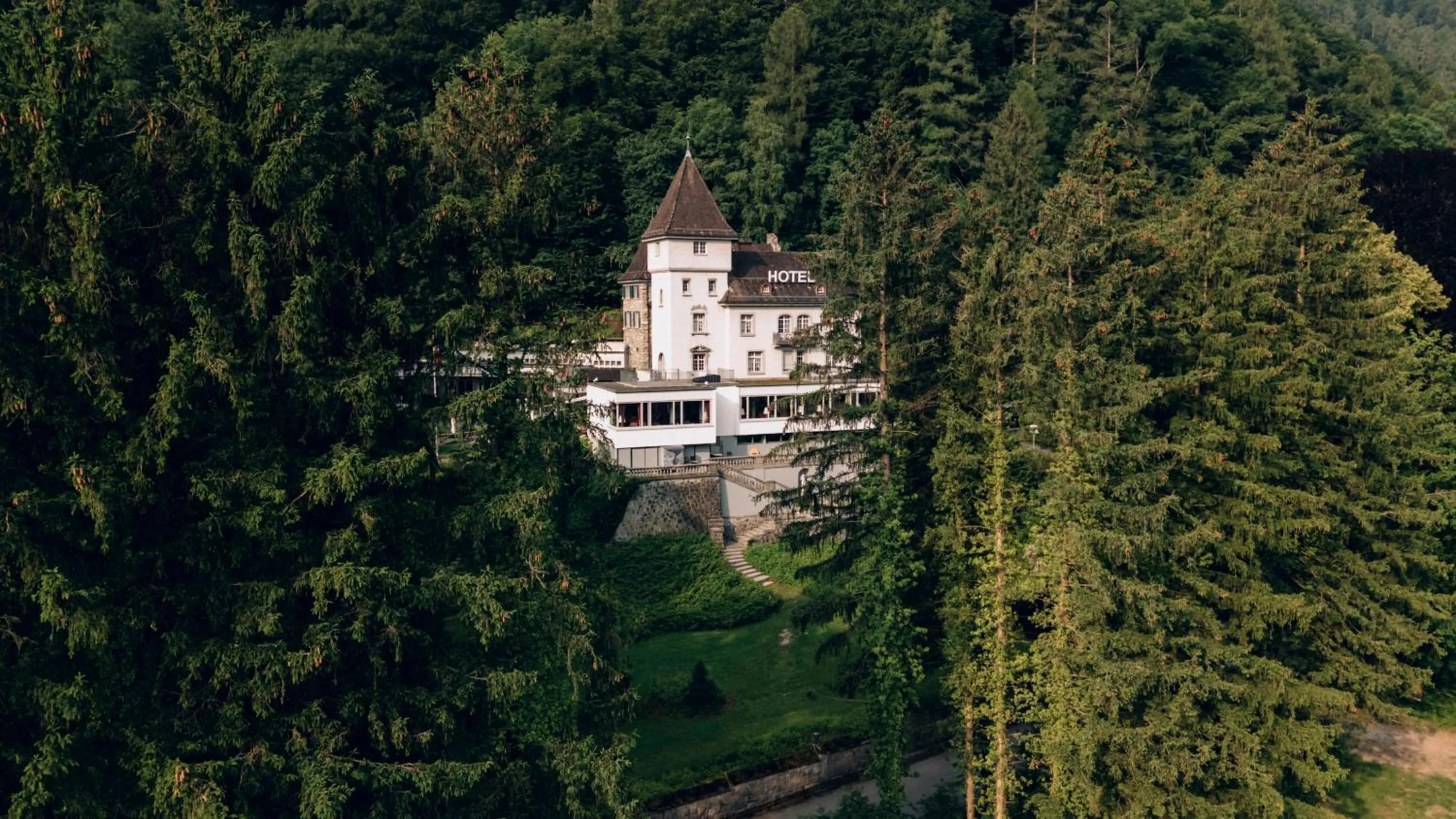 Property building in Hotel Schloss Ragaz