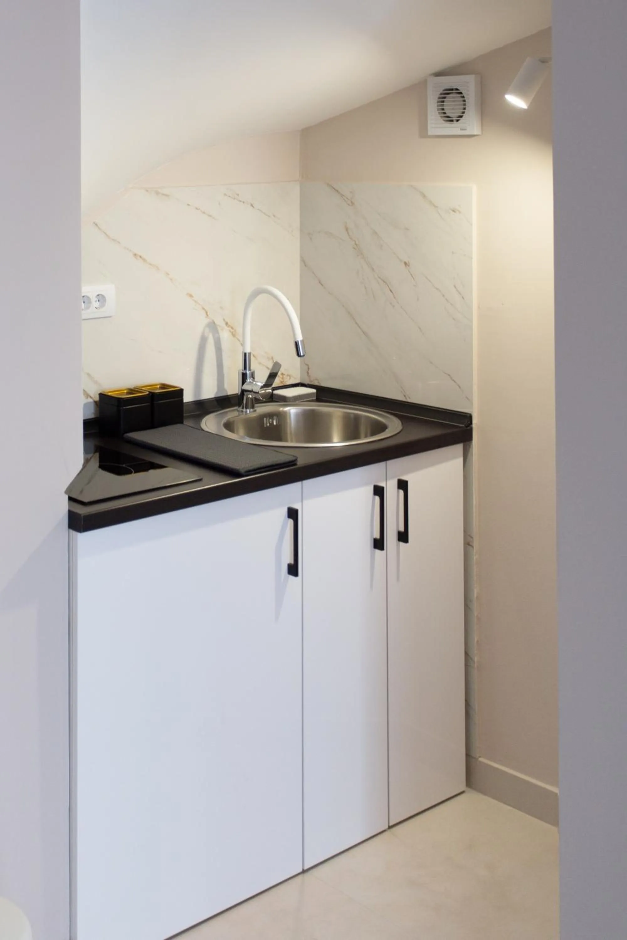 Kitchen or kitchenette in Villa BonnaDea