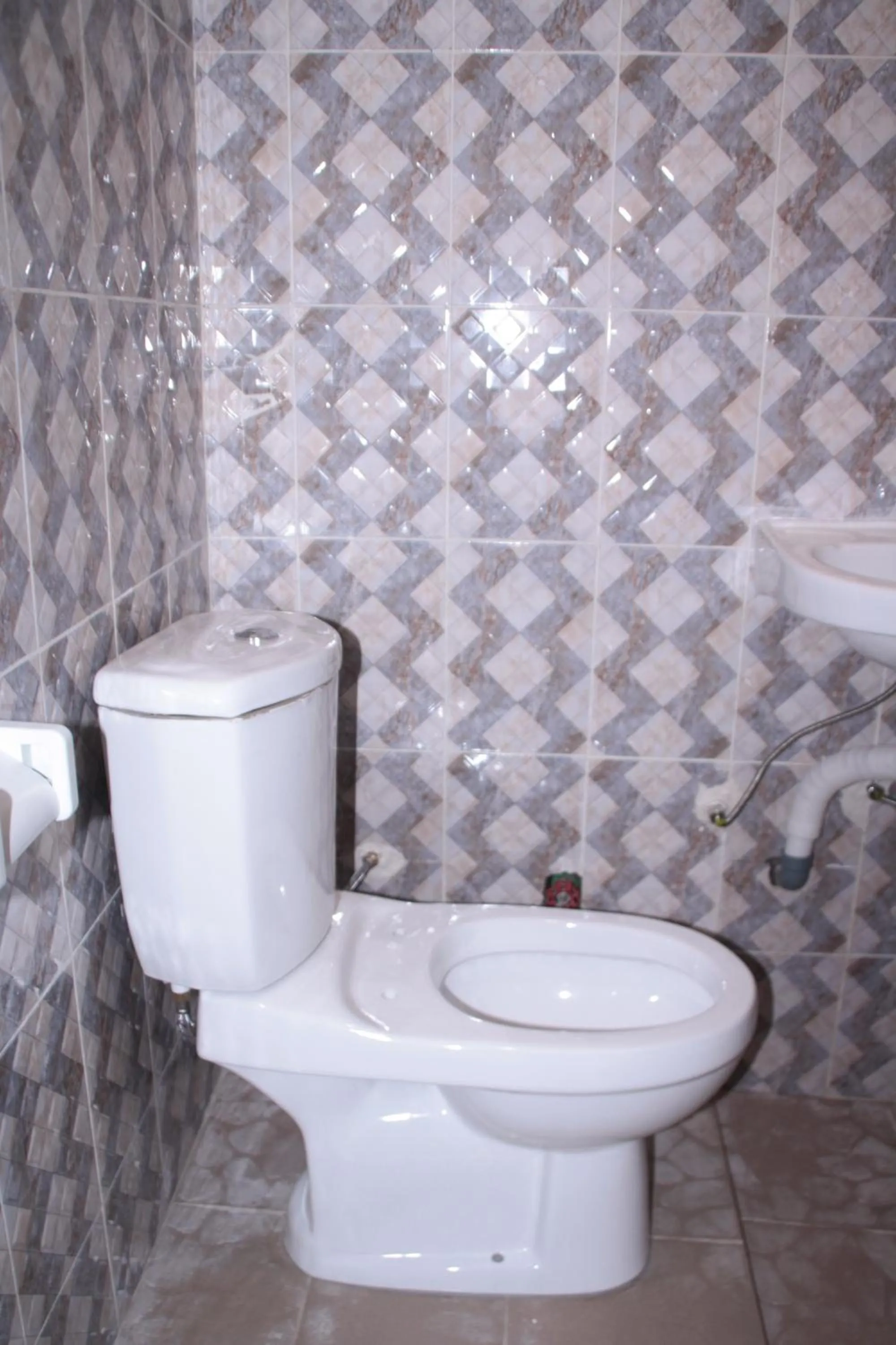 Bathroom in HOTEL-LE-PARISIEN